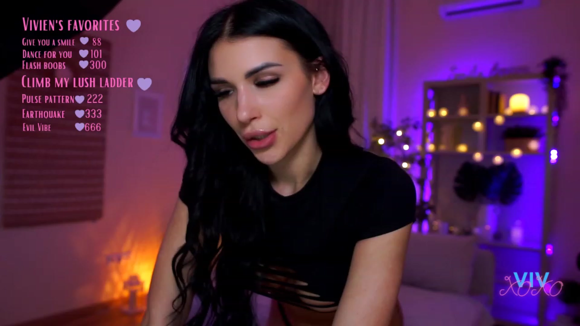Gallery image thumbnail from kerelai's myfreecams stream on, 04/06/2023, 20:14 image 9 of 20