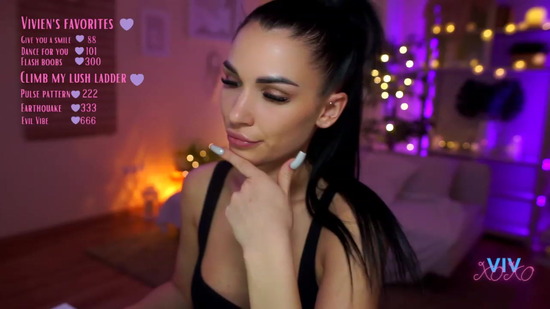 Gallery image thumbnail from kerelai's myfreecams stream on, 04/12/2023, 12:01 image 18 of 20