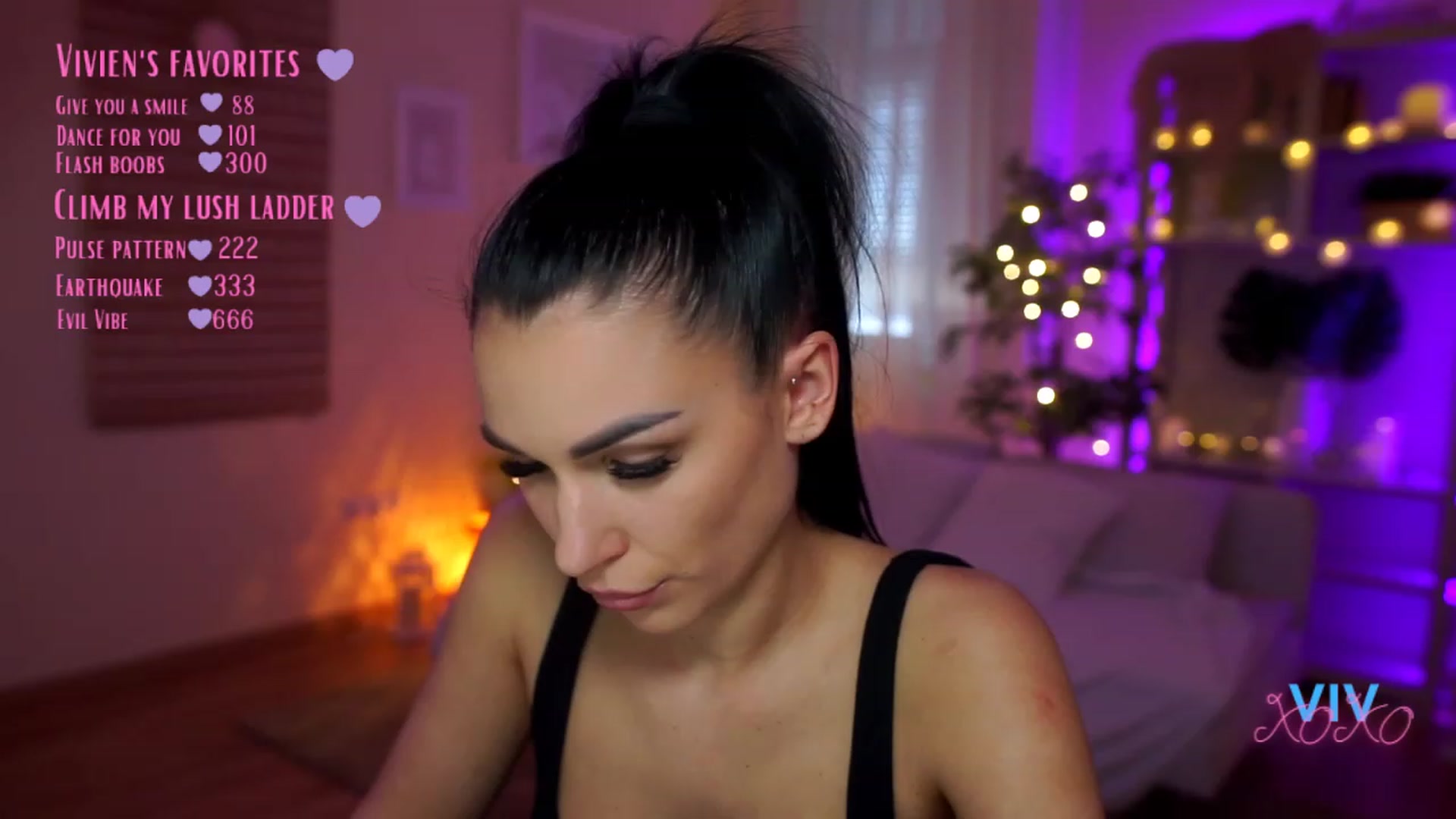 Gallery image thumbnail from kerelai's myfreecams stream on, 04/12/2023, 14:45 image 5 of 20