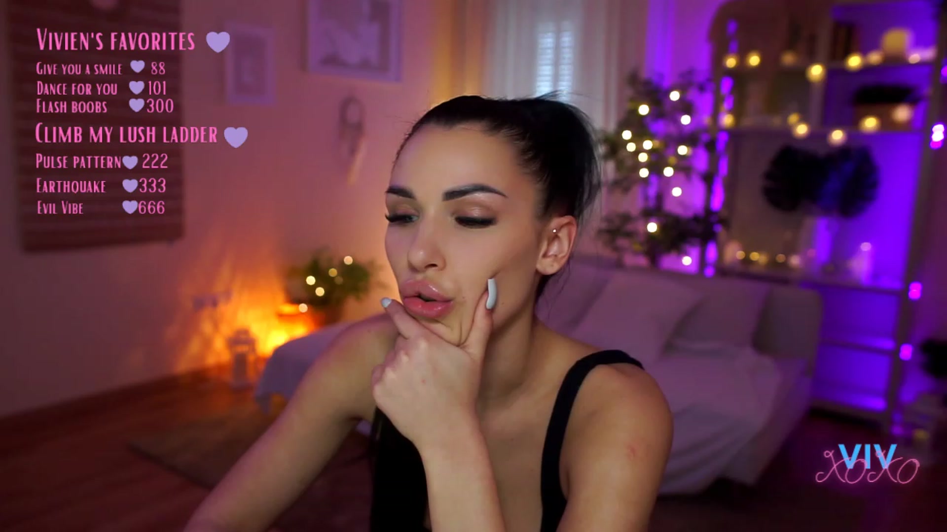 Gallery image thumbnail from kerelai's myfreecams stream on, 04/12/2023, 14:45 image 9 of 20