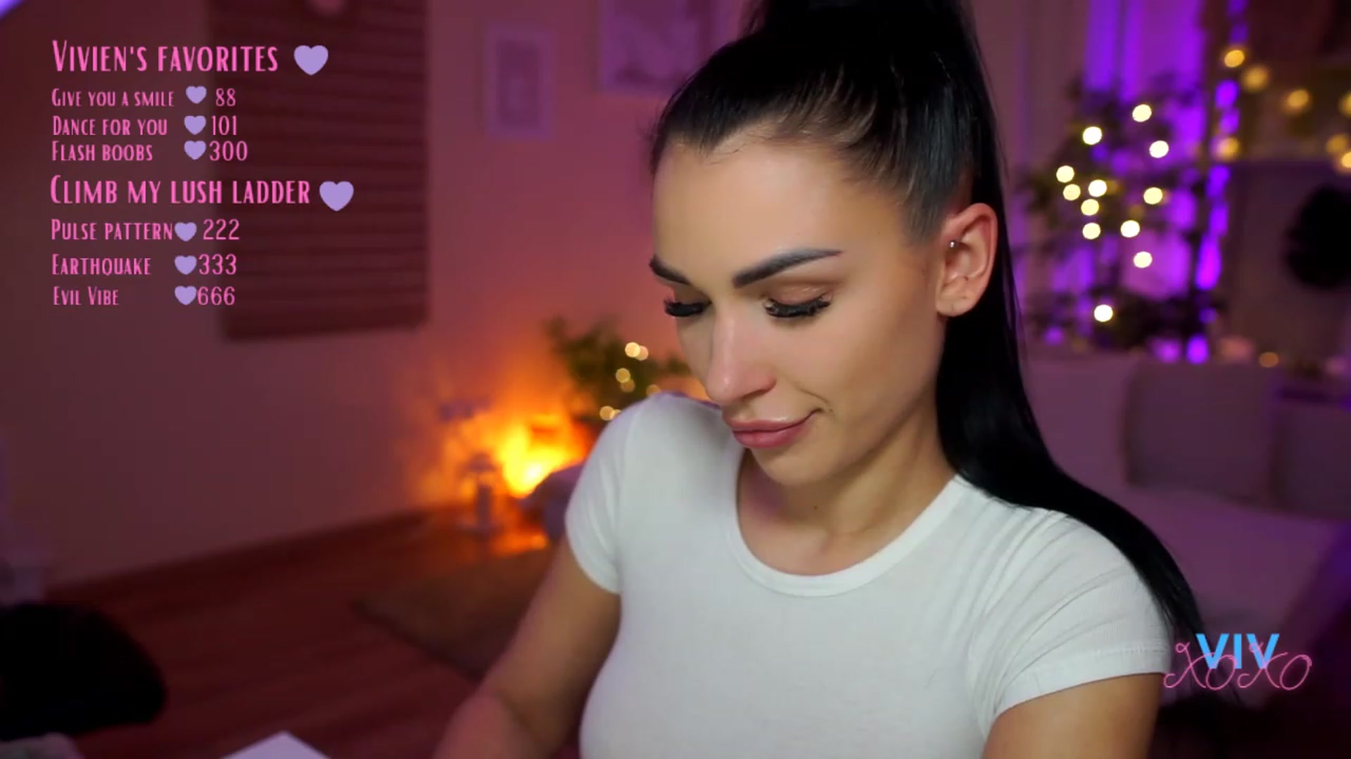 Gallery image thumbnail from kerelai's myfreecams stream on, 04/15/2023, 17:59 image 8 of 20