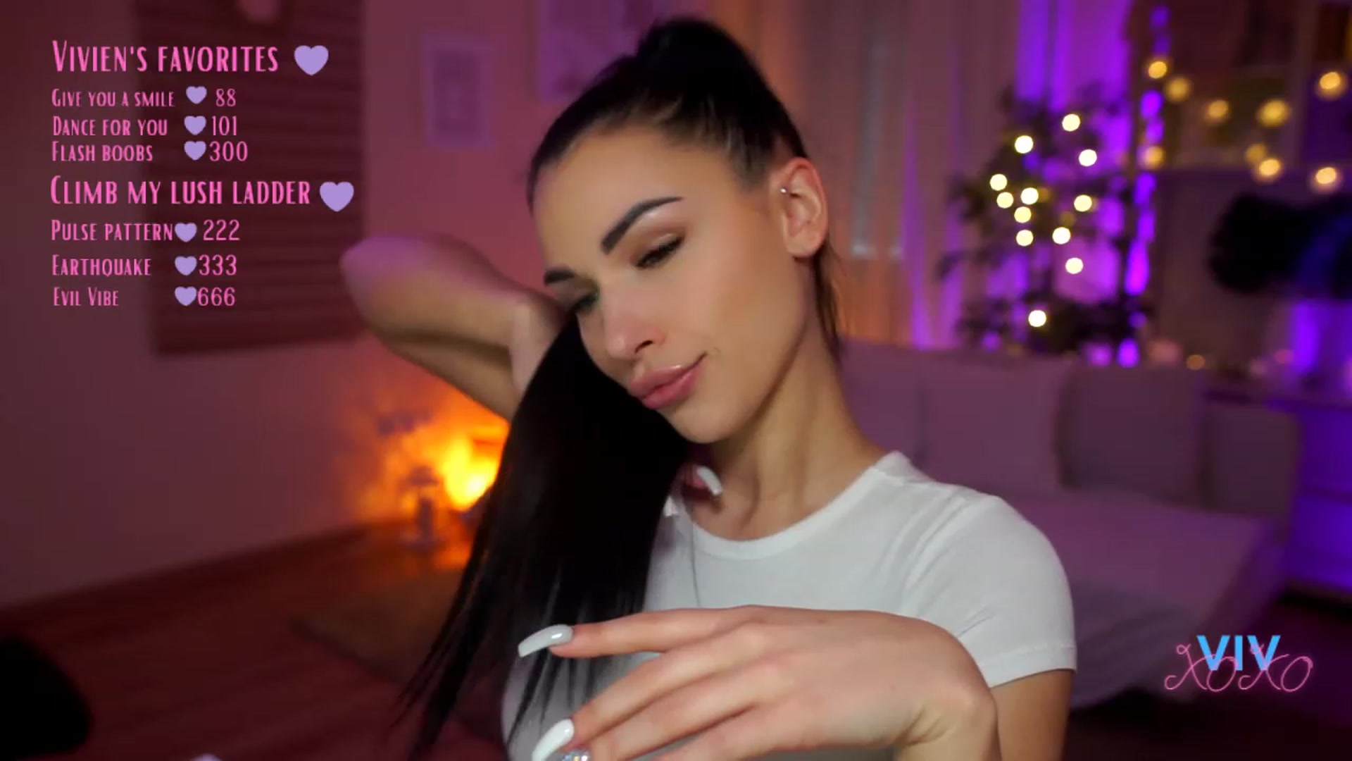Gallery image thumbnail from kerelai's myfreecams stream on, 04/15/2023, 17:59 image 7 of 20