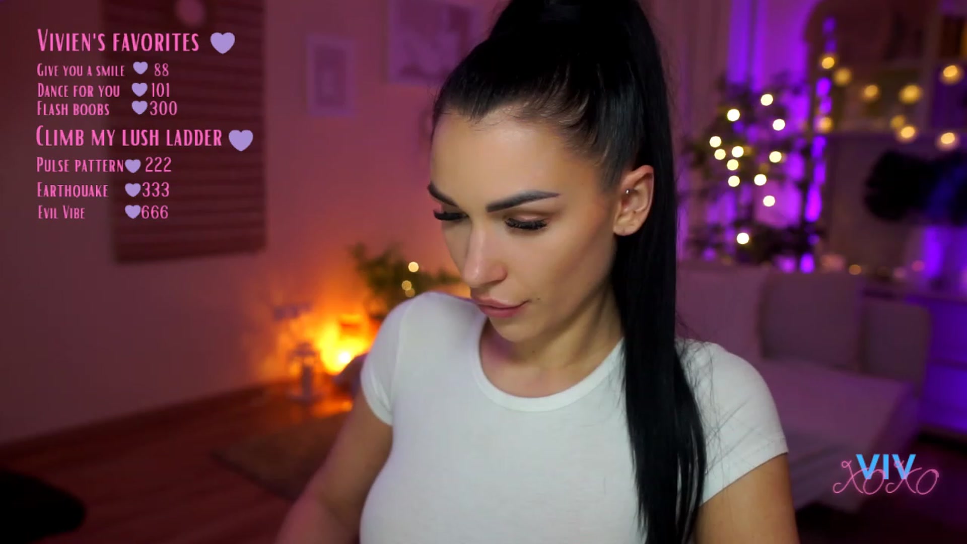 Gallery image thumbnail from kerelai's myfreecams stream on, 04/15/2023, 17:59 image 16 of 20