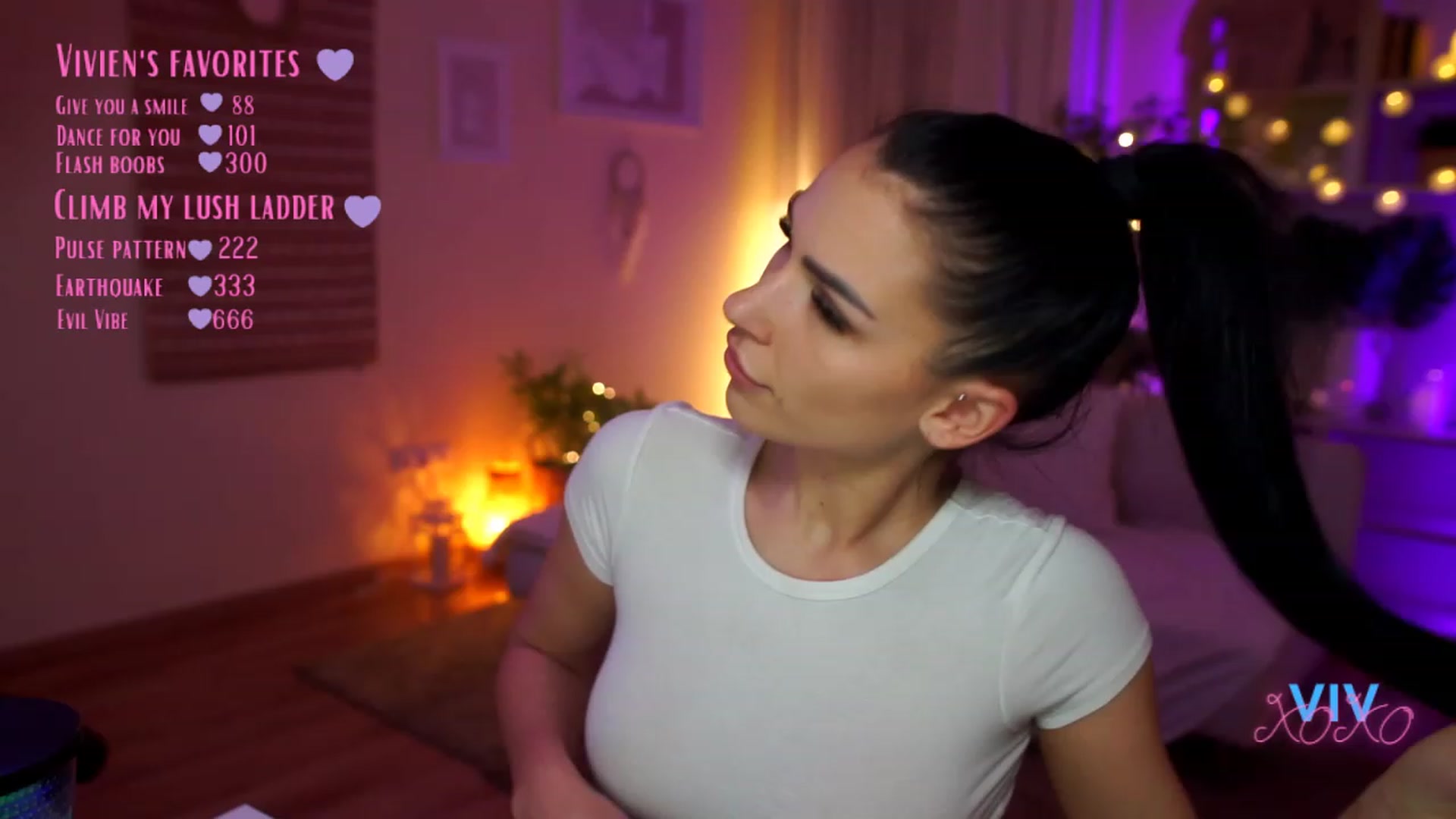 Gallery image thumbnail from kerelai's myfreecams stream on, 04/15/2023, 19:36 image 6 of 20