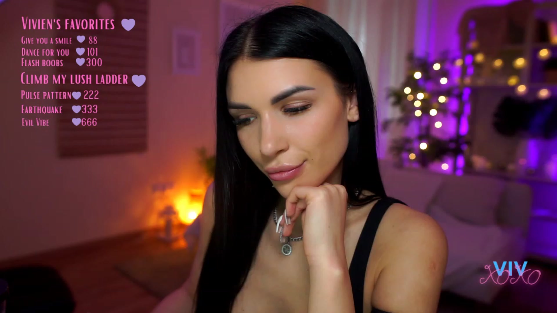 Gallery image thumbnail from kerelai's myfreecams stream on, 04/17/2023, 12:08 image 12 of 20