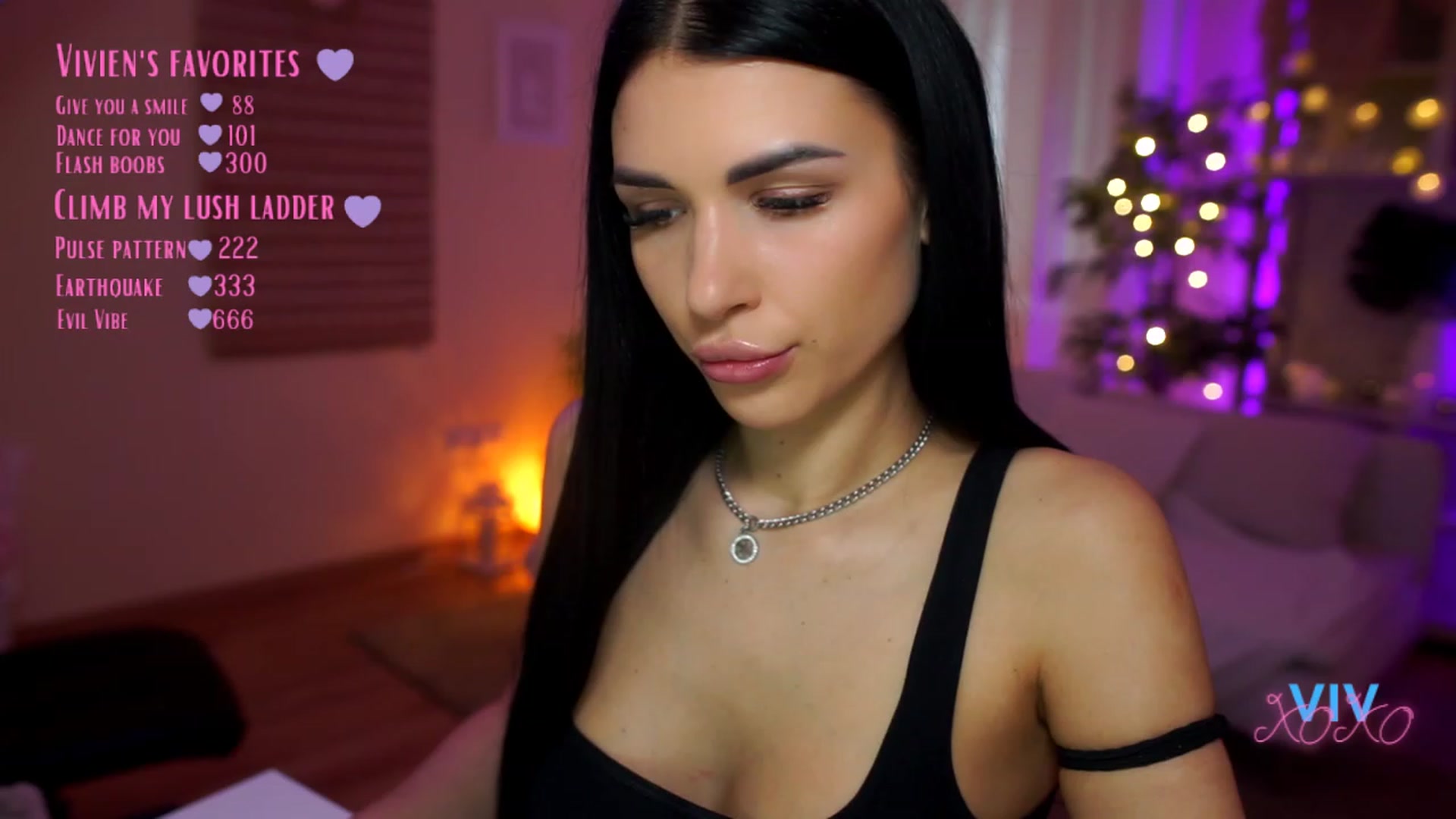 Gallery image thumbnail from kerelai's myfreecams stream on, 04/17/2023, 12:08 image 5 of 20