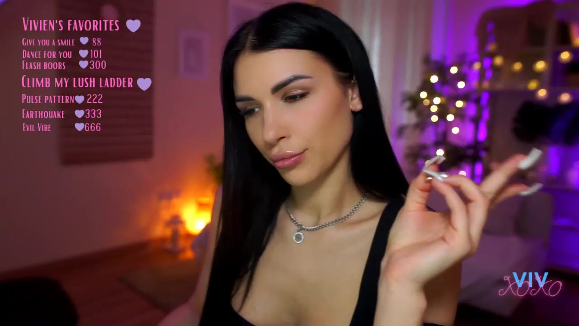 Gallery image thumbnail from kerelai's myfreecams stream on, 04/17/2023, 12:08 image 6 of 20