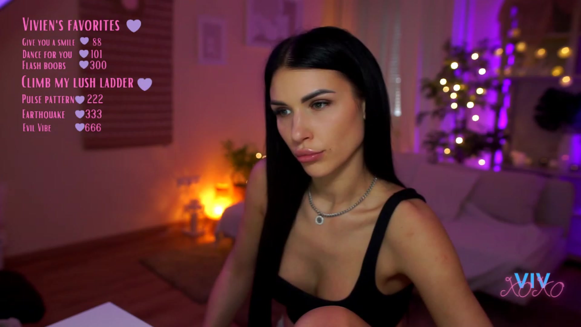 Gallery image thumbnail from kerelai's myfreecams stream on, 04/17/2023, 14:44 image 11 of 20