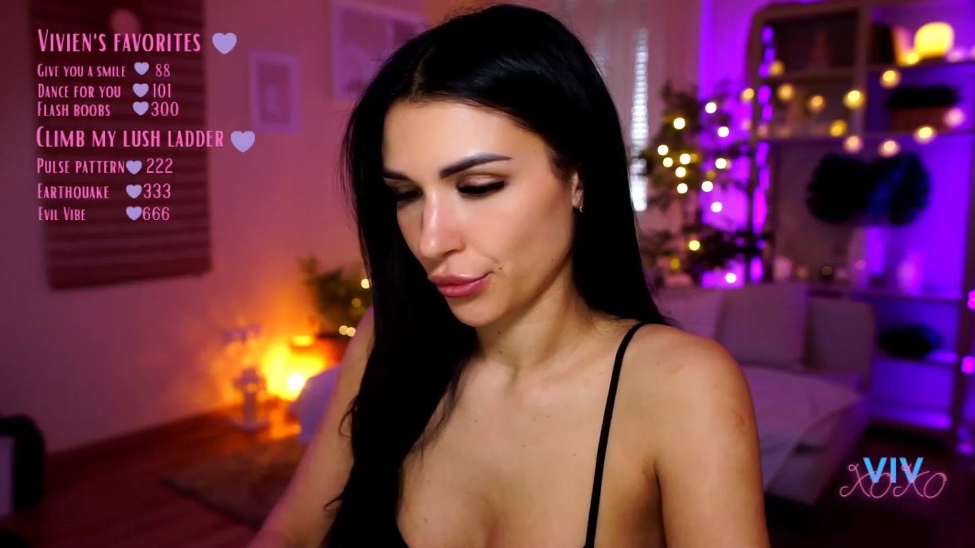 Gallery image thumbnail from kerelai's myfreecams stream on, 04/21/2023, 13:37 image 1 of 20