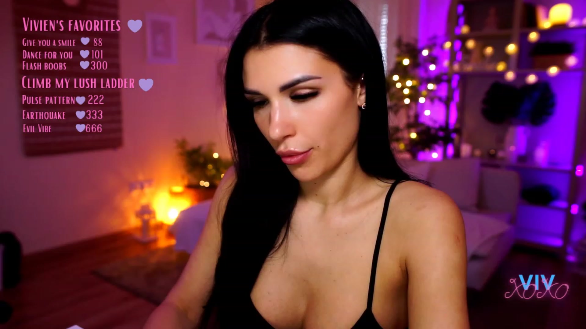 Gallery image thumbnail from kerelai's myfreecams stream on, 04/21/2023, 13:37 image 19 of 20