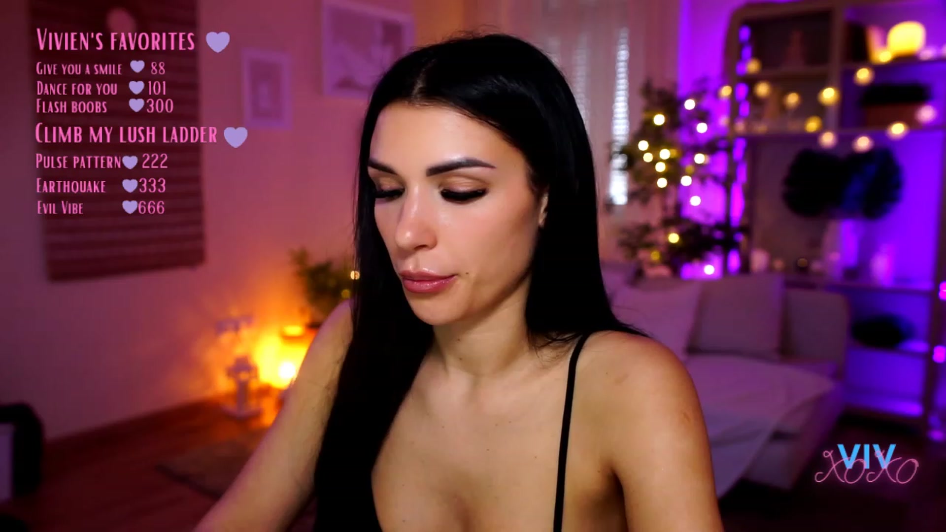 Gallery image thumbnail from kerelai's myfreecams stream on, 04/21/2023, 13:37 image 10 of 20