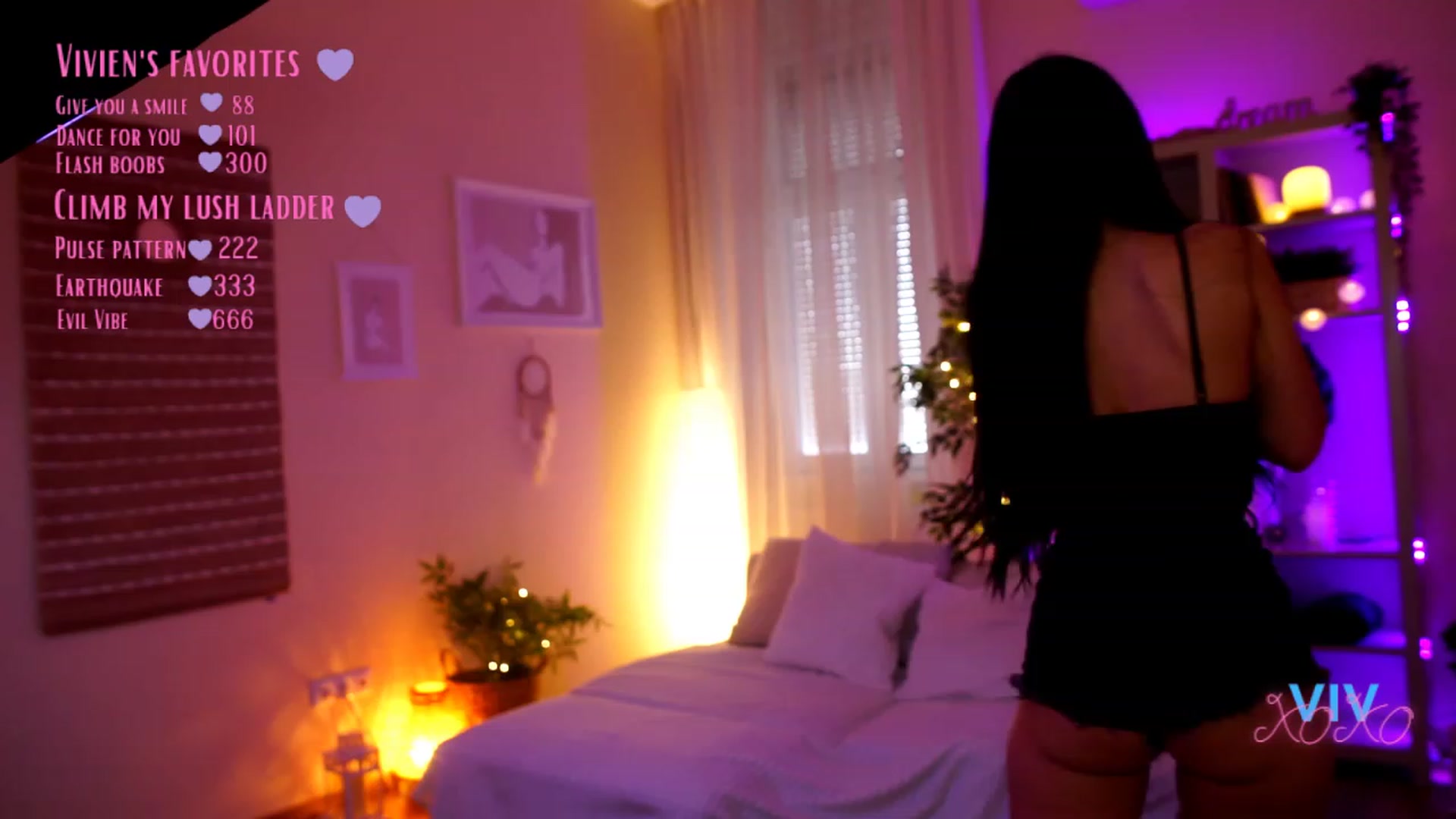 Gallery image thumbnail from kerelai's myfreecams stream on, 04/21/2023, 14:44 image 2 of 20