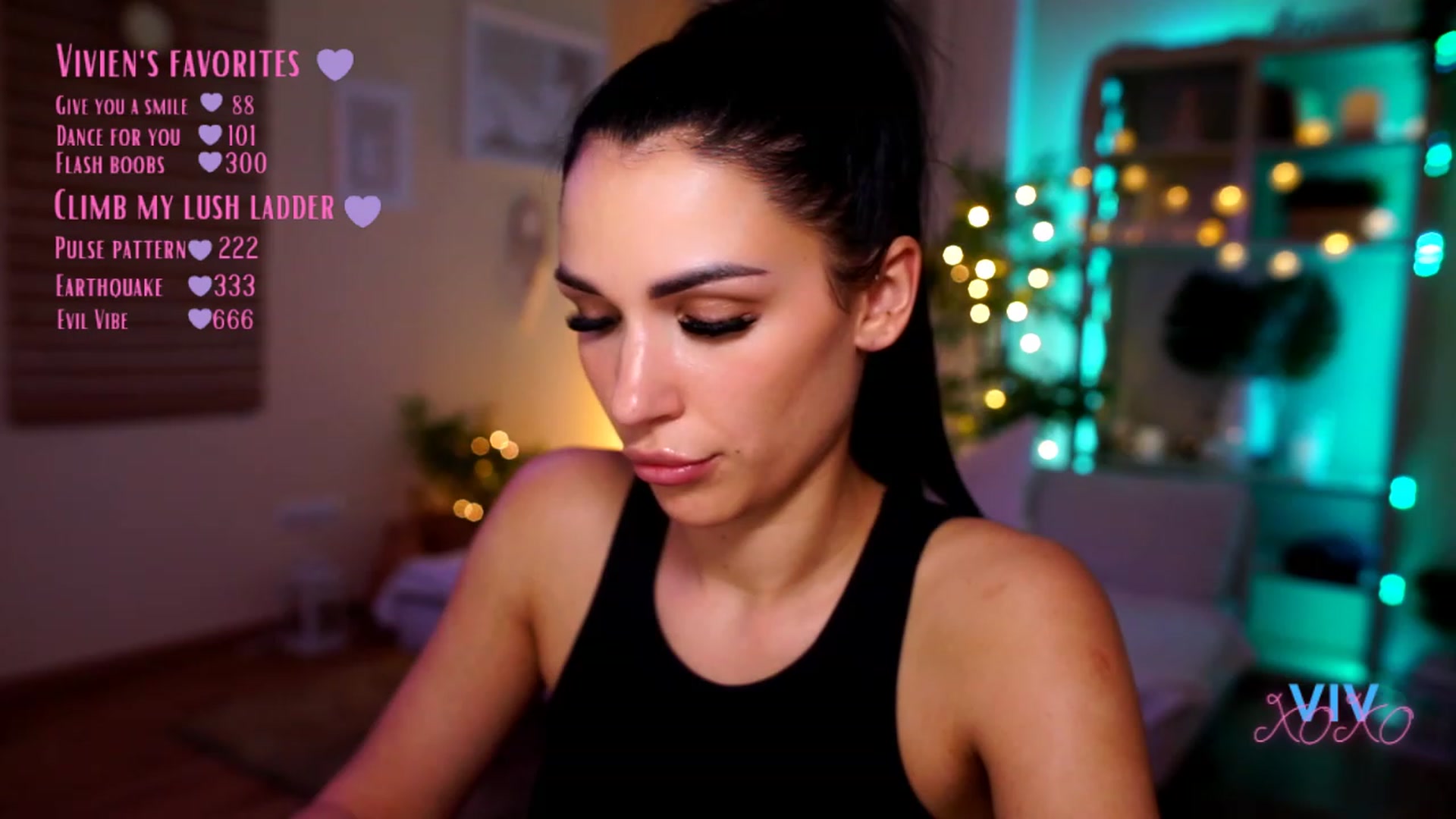 Gallery image thumbnail from kerelai's myfreecams stream on, 04/23/2023, 18:01 image 16 of 20