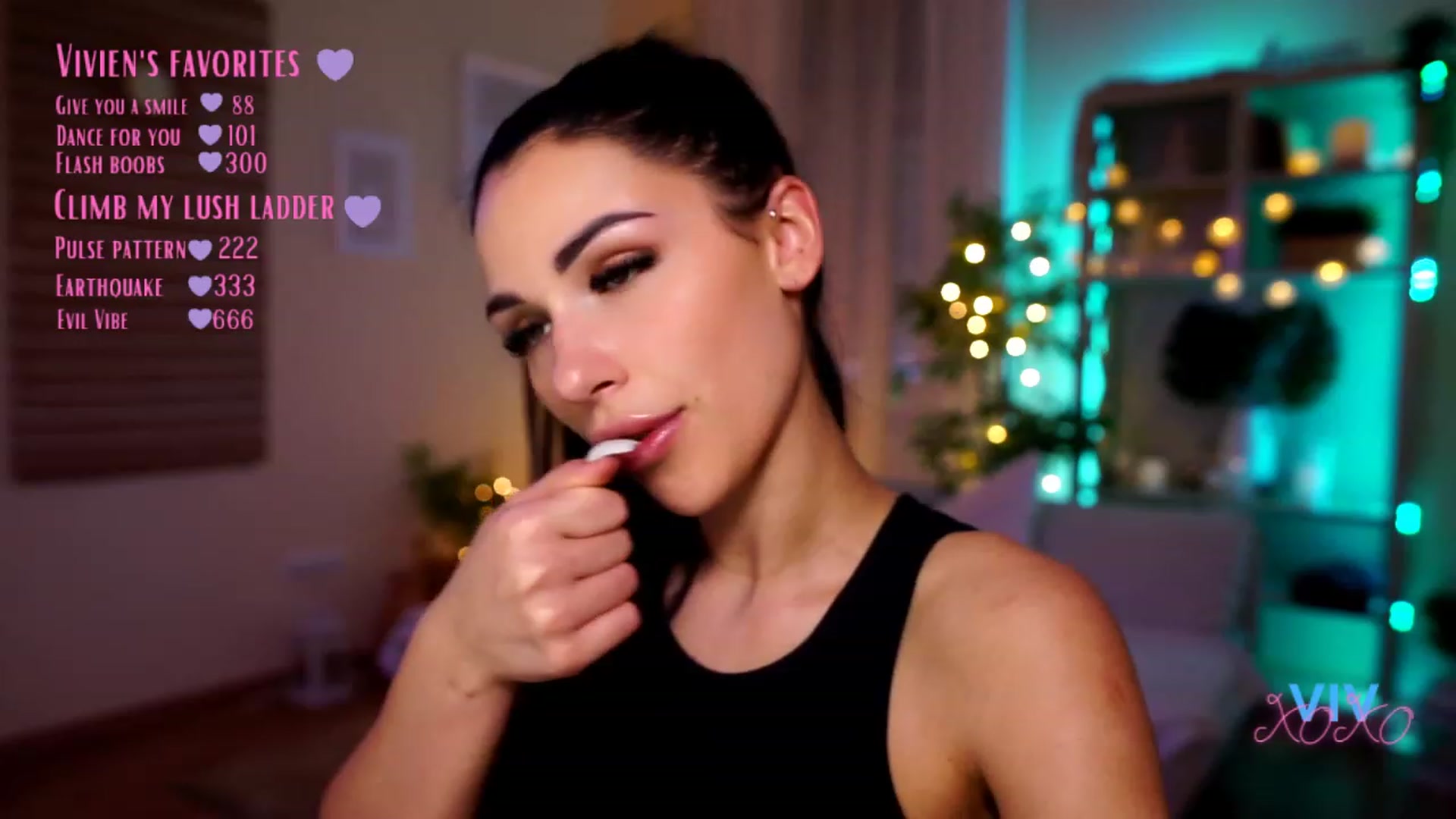 Gallery image thumbnail from kerelai's myfreecams stream on, 04/23/2023, 18:01 image 13 of 20