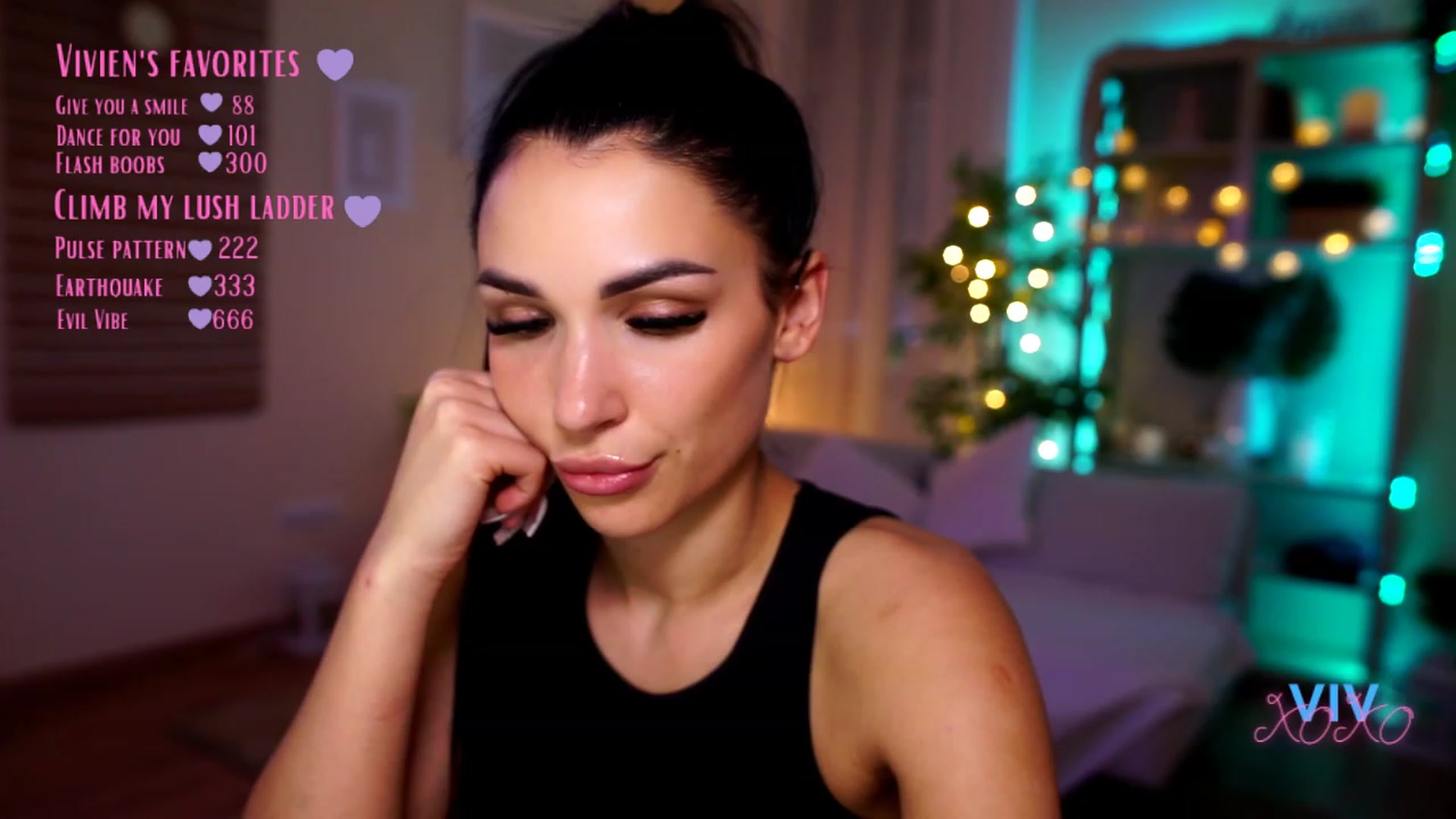Gallery image thumbnail from kerelai's myfreecams stream on, 04/23/2023, 18:01 image 14 of 20