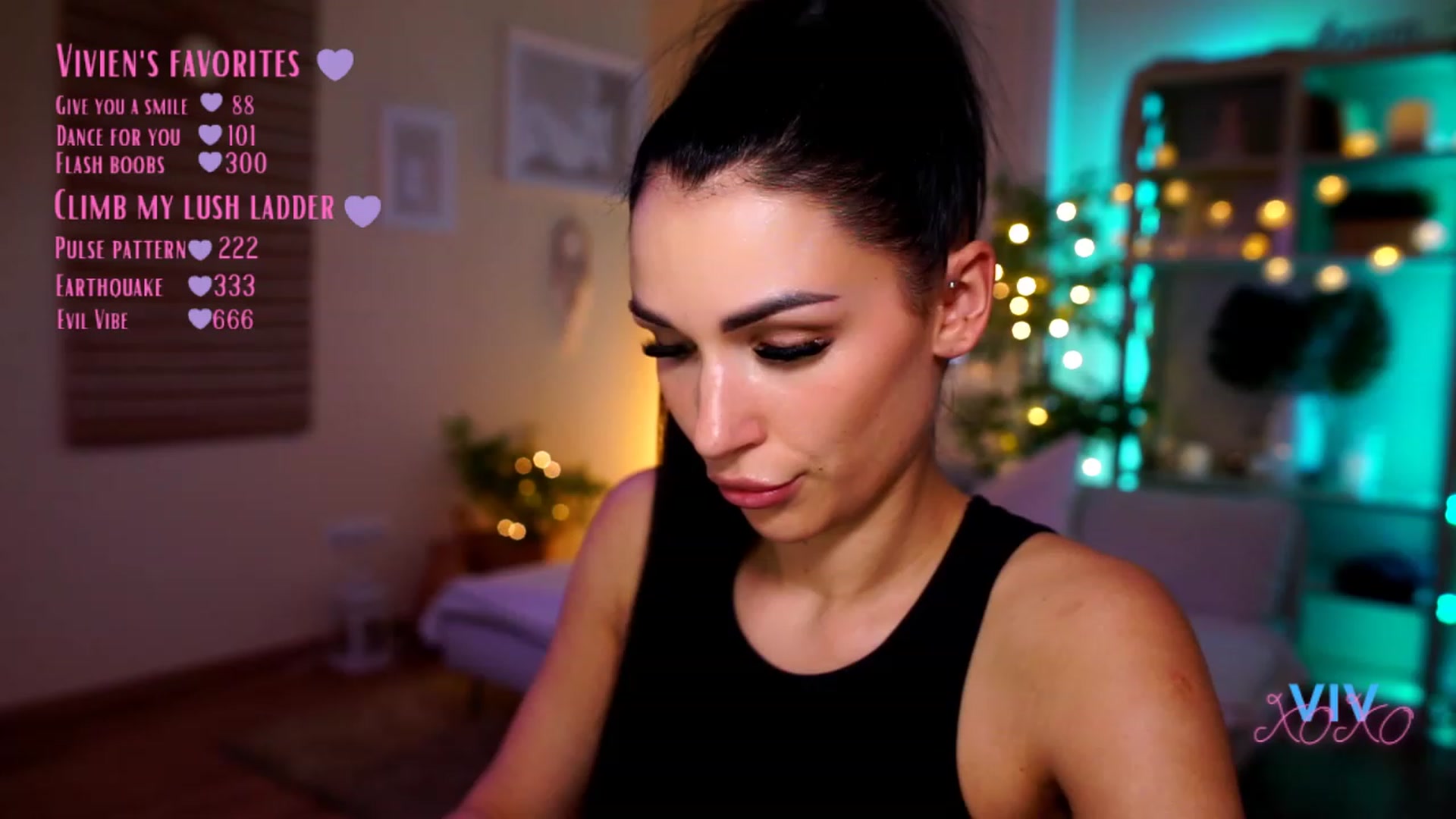 Gallery image thumbnail from kerelai's myfreecams stream on, 04/23/2023, 18:01 image 4 of 20
