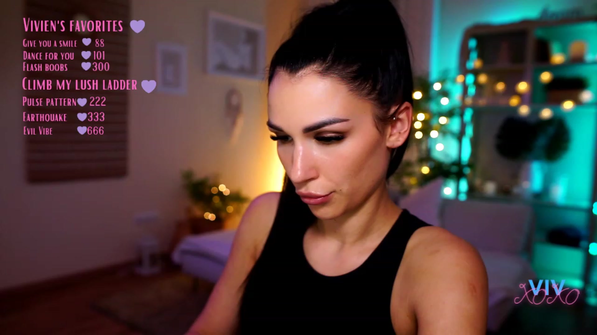Gallery image thumbnail from kerelai's myfreecams stream on, 04/23/2023, 18:01 image 9 of 20