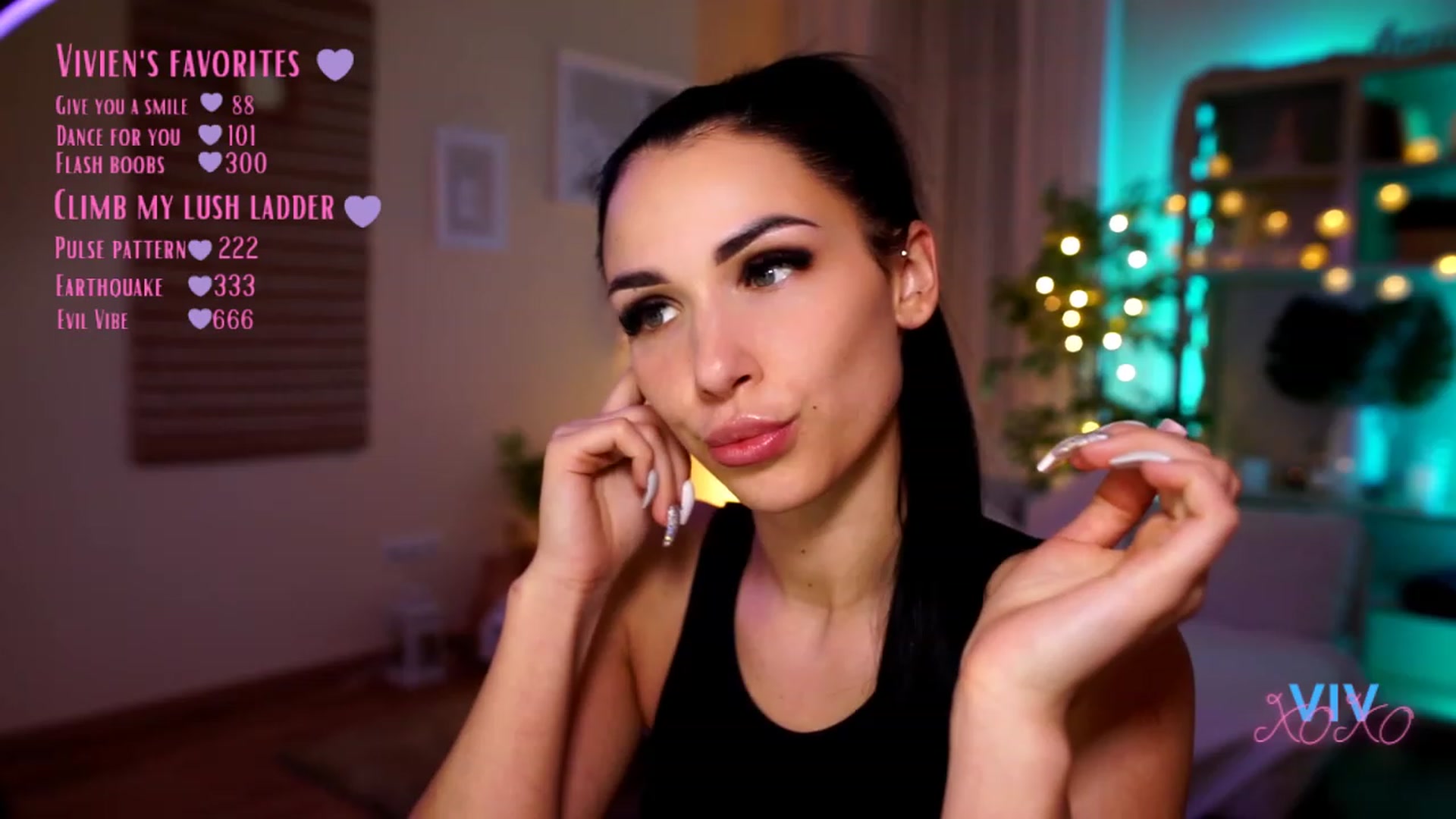 Gallery image thumbnail from kerelai's myfreecams stream on, 04/23/2023, 19:34 image 9 of 20