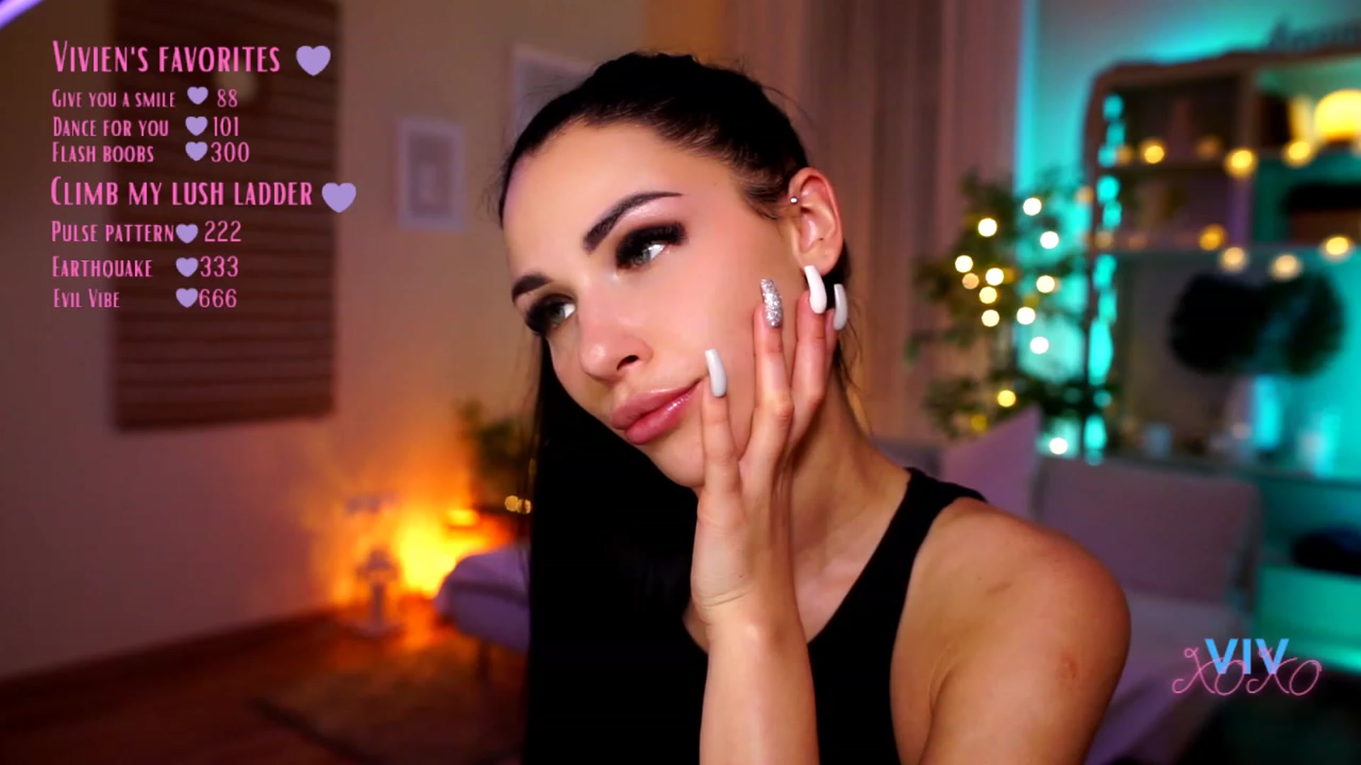 Gallery image thumbnail from kerelai's myfreecams stream on, 04/23/2023, 20:03 image 2 of 20