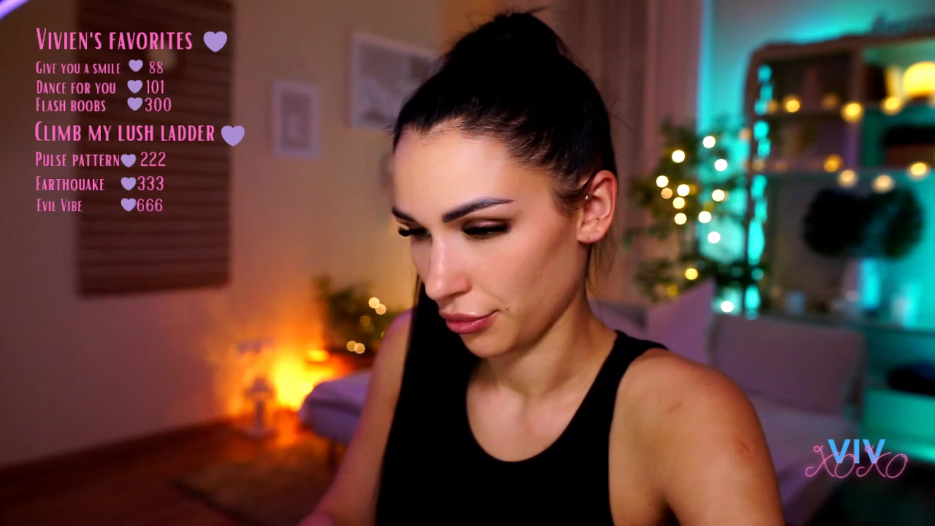 Gallery image thumbnail from kerelai's myfreecams stream on, 04/23/2023, 20:03 image 4 of 20