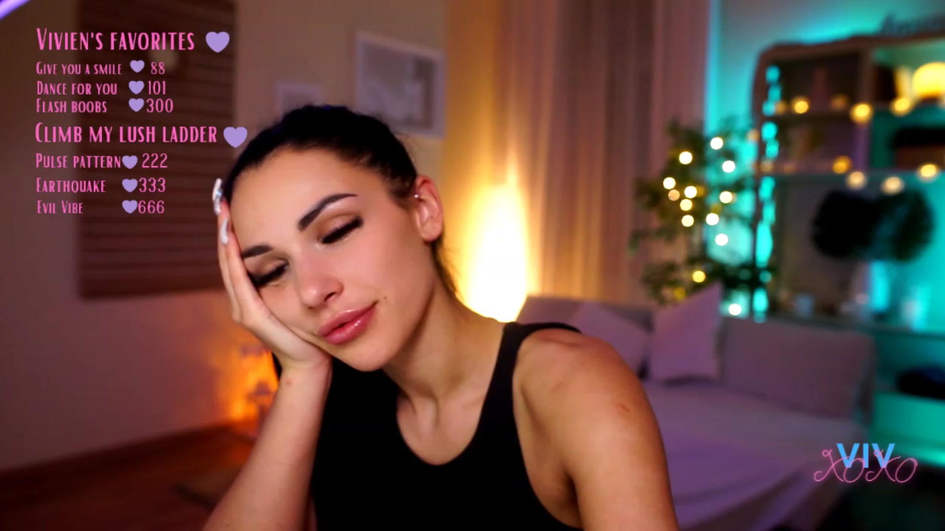 Gallery image thumbnail from kerelai's myfreecams stream on, 04/23/2023, 20:03 image 3 of 20