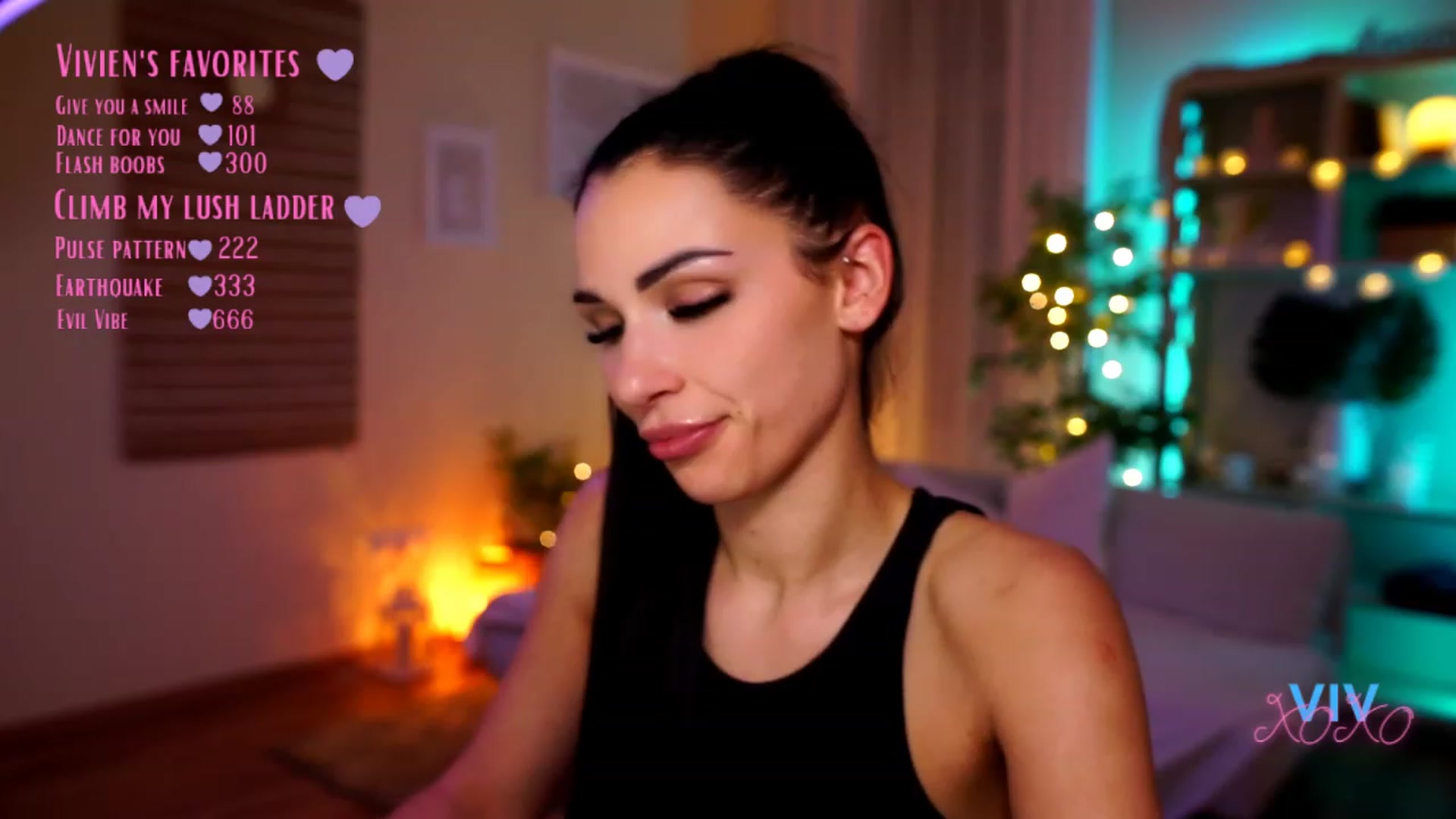 Gallery image thumbnail from kerelai's myfreecams stream on, 04/23/2023, 20:03 image 12 of 20
