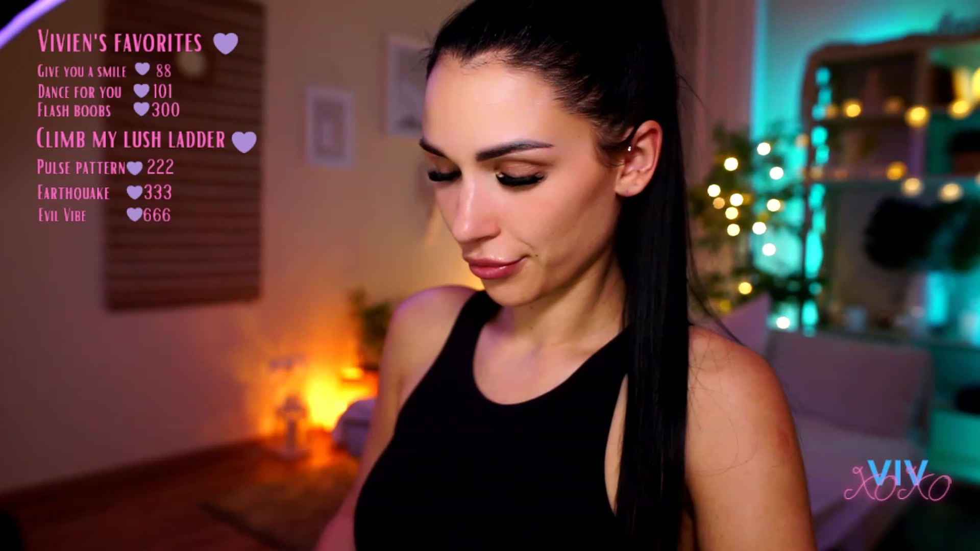 Gallery image thumbnail from kerelai's myfreecams stream on, 04/23/2023, 20:03 image 17 of 20