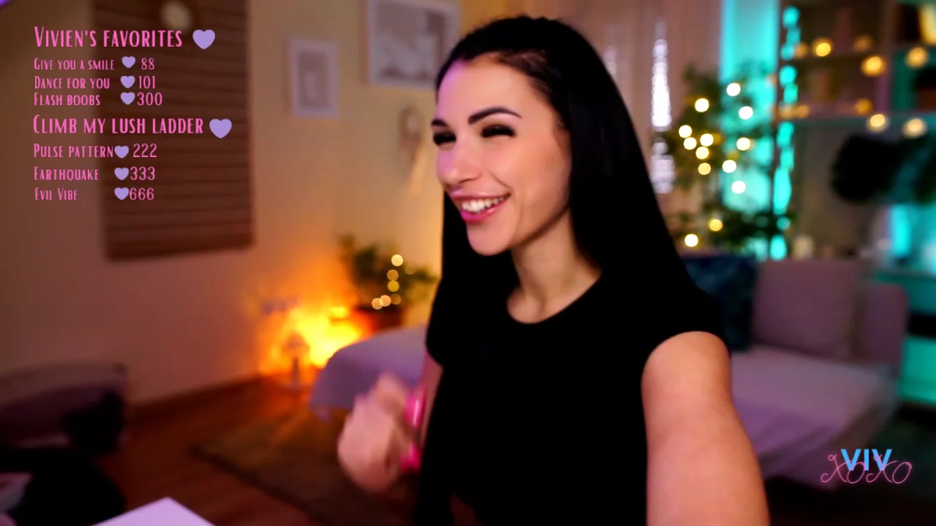 Gallery image thumbnail from kerelai's myfreecams stream on, 04/26/2023, 15:35 image 8 of 20