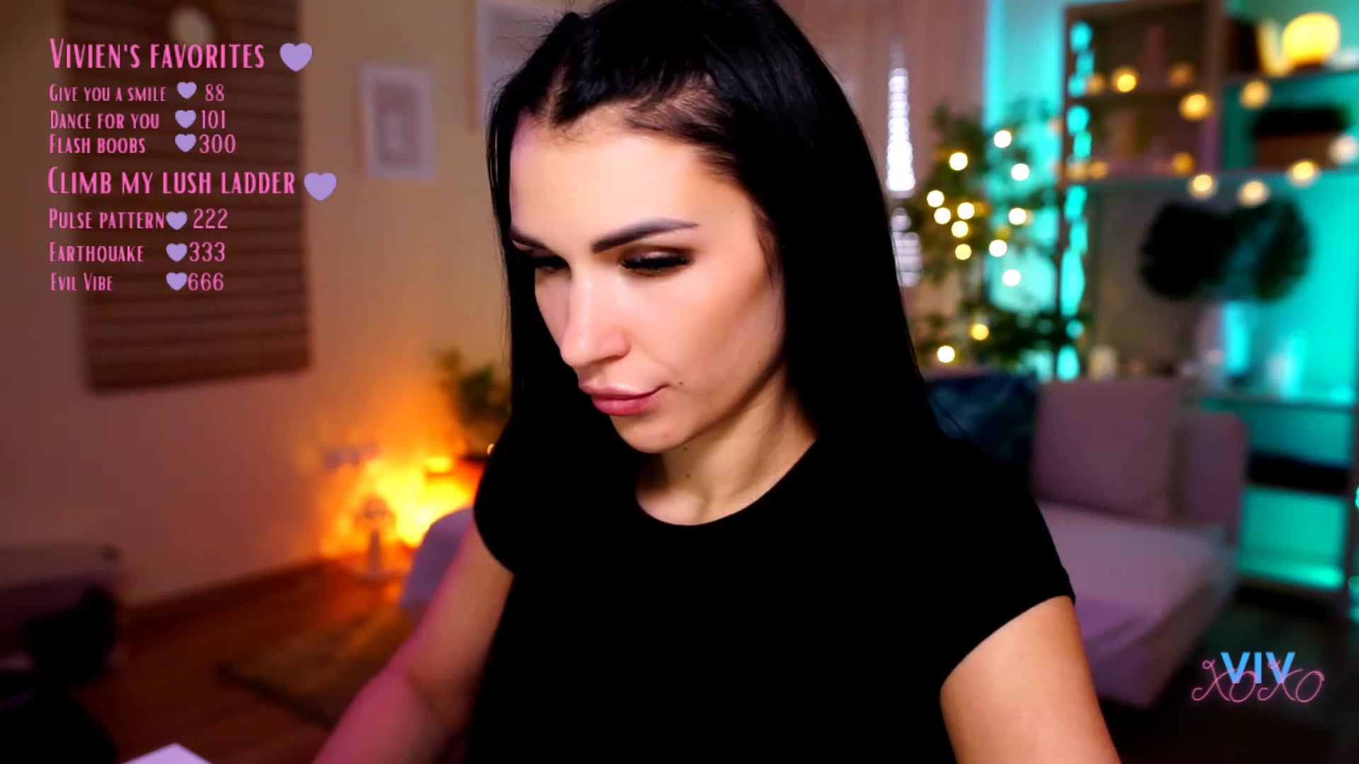 Gallery image thumbnail from kerelai's myfreecams stream on, 04/26/2023, 15:35 image 17 of 20