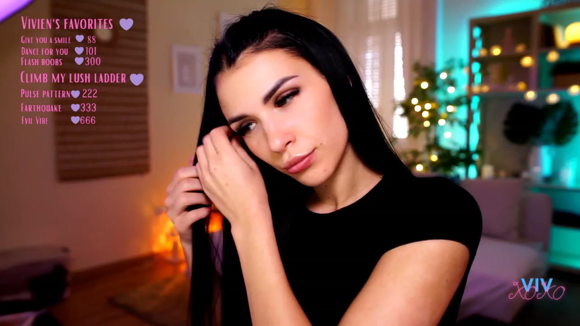 Gallery image thumbnail from kerelai's myfreecams stream on, 04/26/2023, 16:15 image 11 of 20
