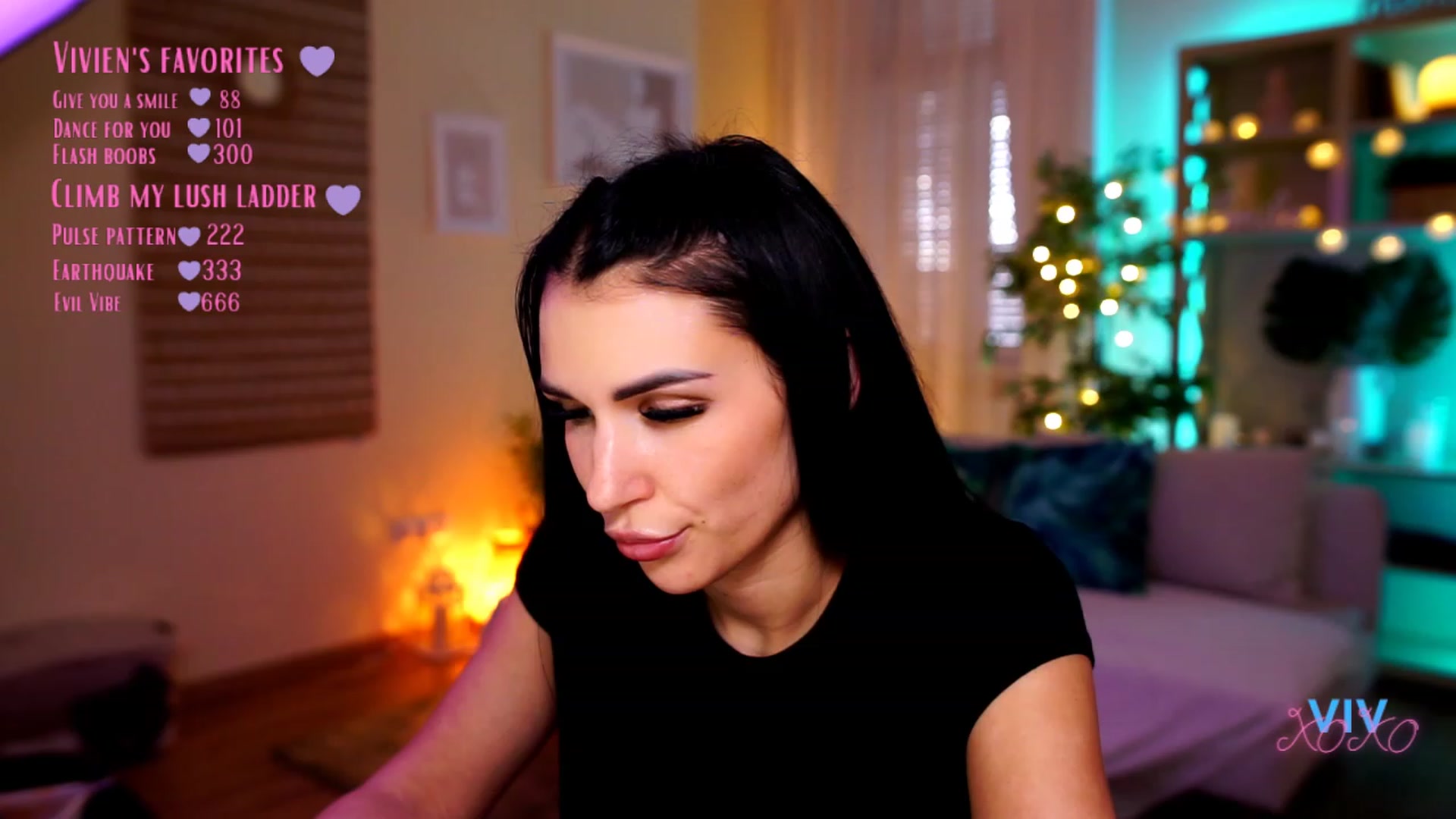 Gallery image thumbnail from kerelai's myfreecams stream on, 04/26/2023, 16:15 image 2 of 20