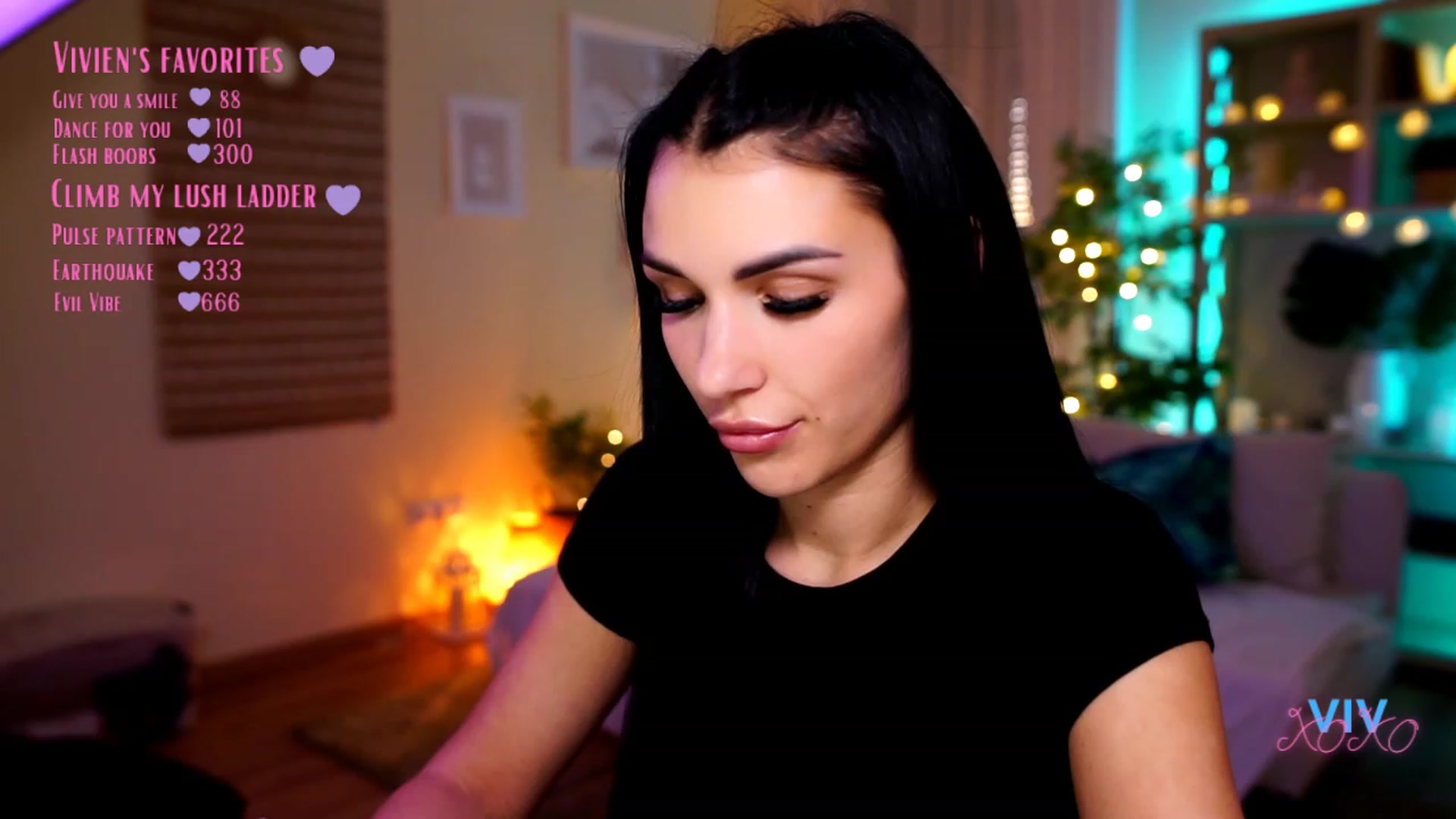 Gallery image thumbnail from kerelai's myfreecams stream on, 04/26/2023, 17:46 image 17 of 20