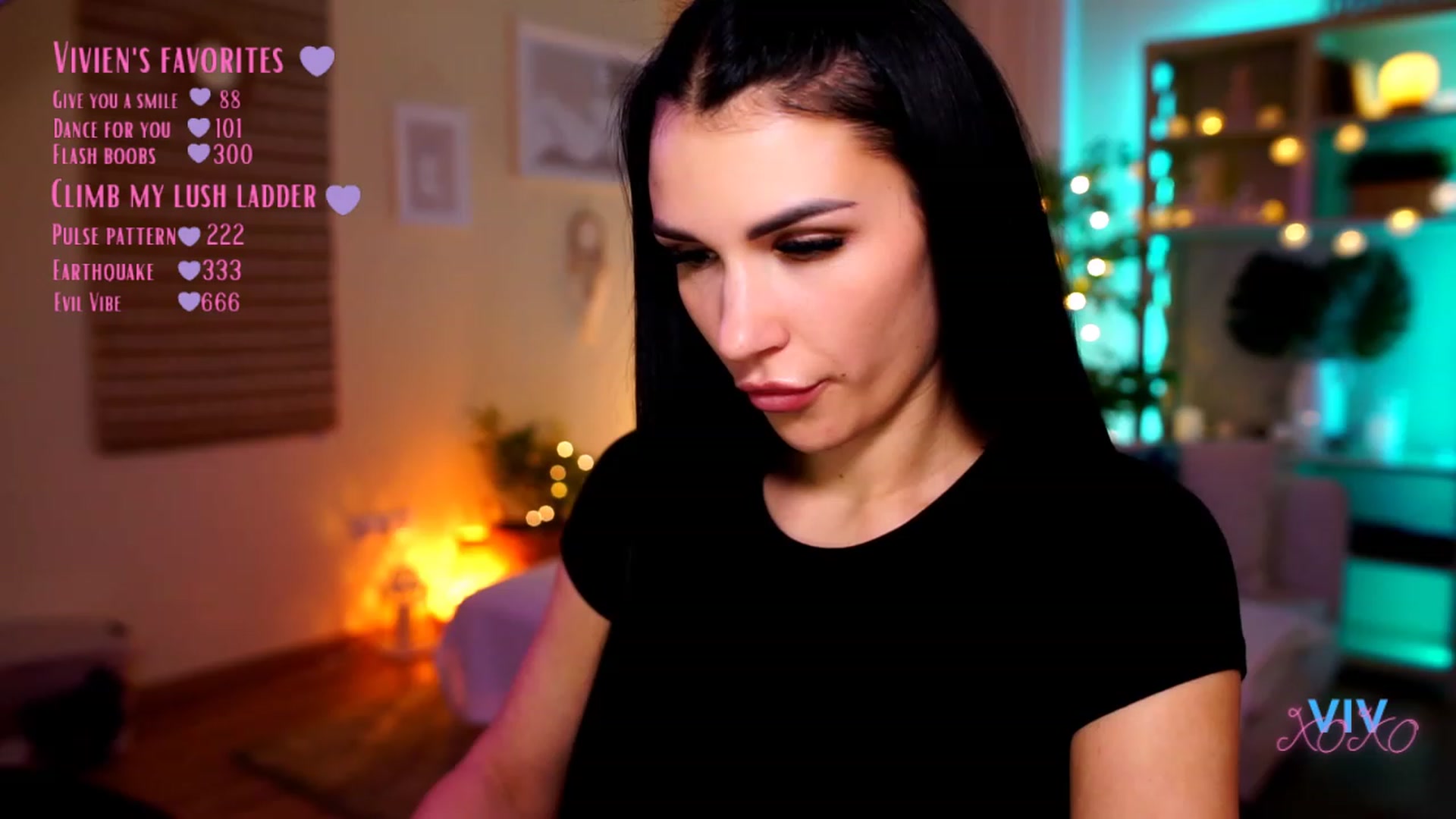 Gallery image thumbnail from kerelai's myfreecams stream on, 04/26/2023, 19:08 image 2 of 20