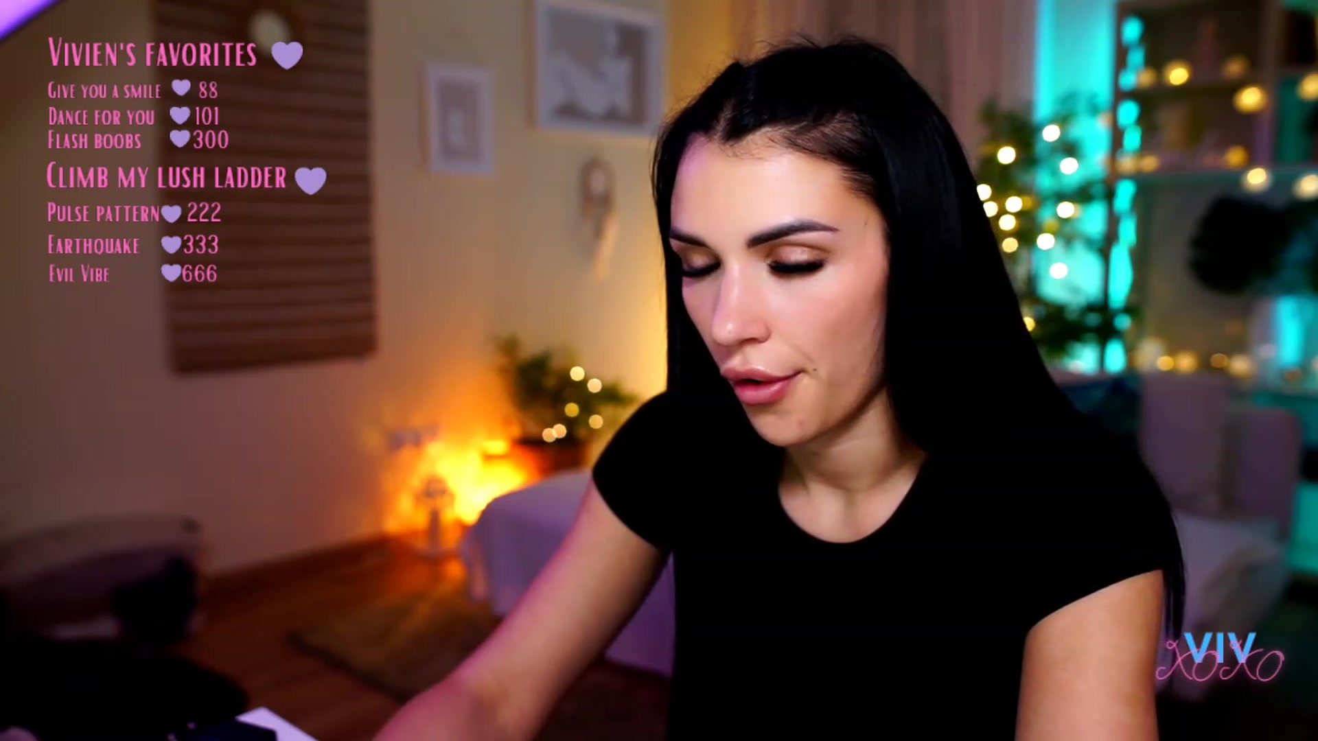 Gallery image thumbnail from kerelai's myfreecams stream on, 04/26/2023, 19:08 image 17 of 20