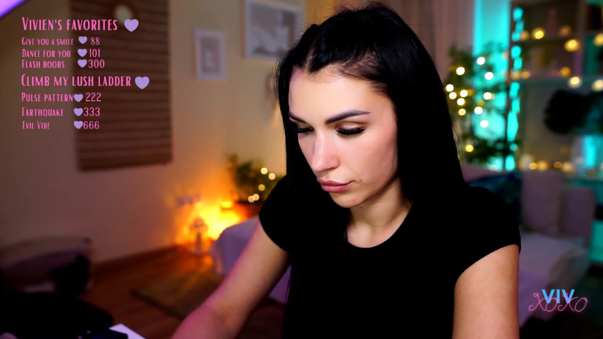 Gallery image thumbnail from kerelai's myfreecams stream on, 04/26/2023, 19:08 image 14 of 20
