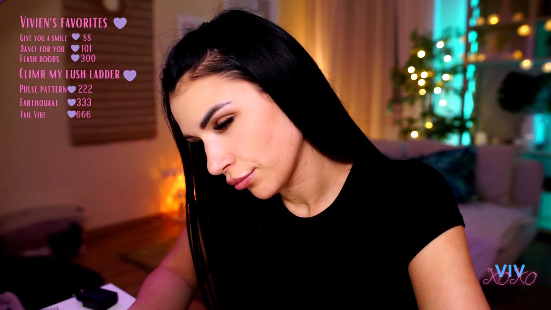 Gallery image thumbnail from kerelai's myfreecams stream on, 04/26/2023, 19:08 image 4 of 20