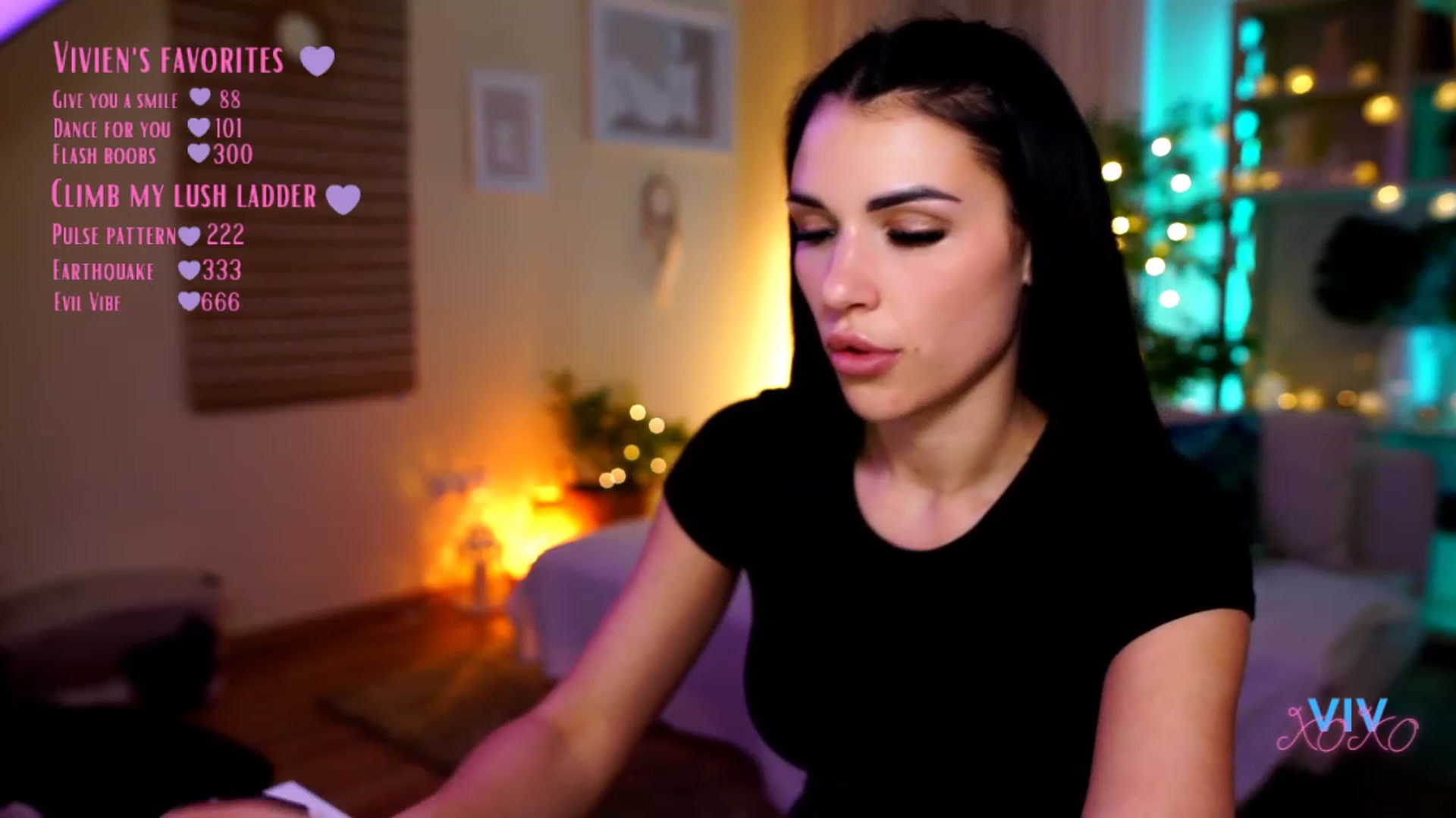 Gallery image thumbnail from kerelai's myfreecams stream on, 04/26/2023, 19:08 image 12 of 20