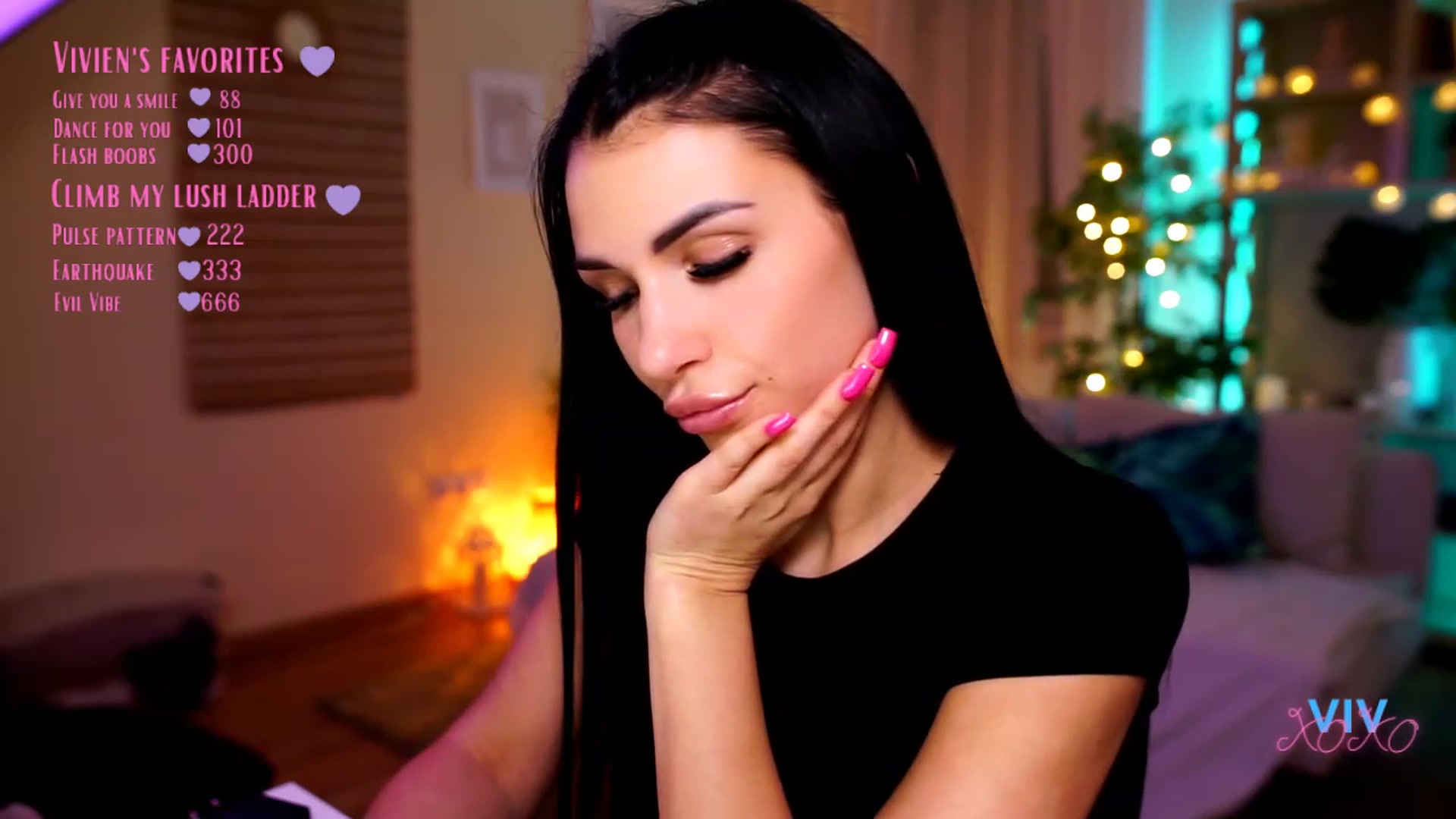 Gallery image thumbnail from kerelai's myfreecams stream on, 04/26/2023, 19:08 image 6 of 20