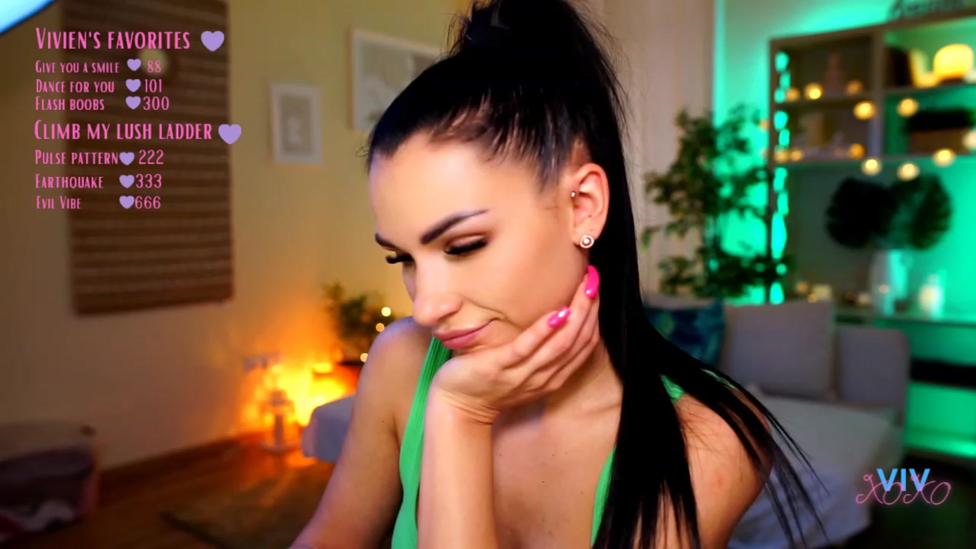Gallery image thumbnail from kerelai's myfreecams stream on, 04/28/2023, 11:44 image 20 of 20
