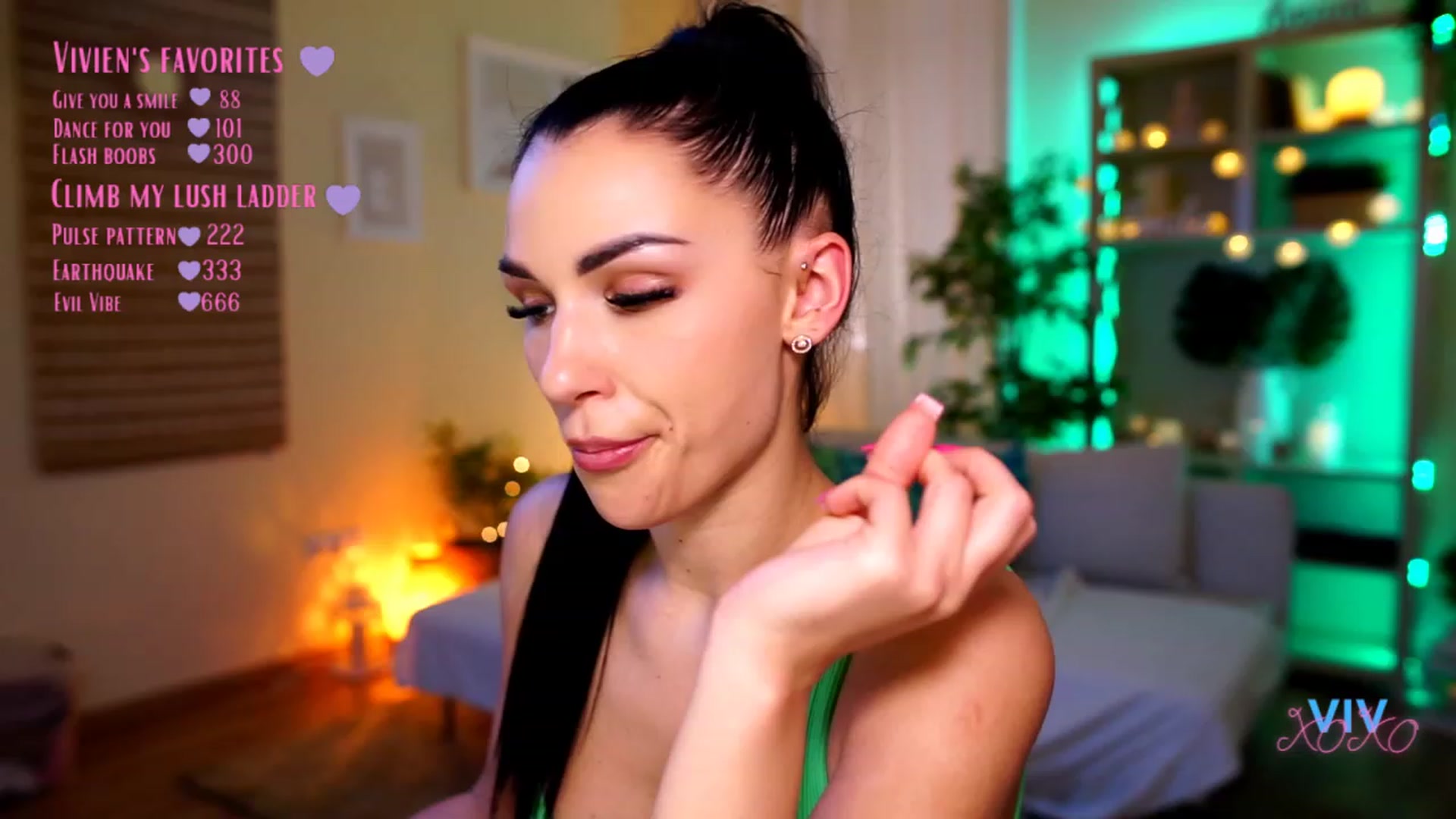 Gallery image thumbnail from kerelai's myfreecams stream on, 04/28/2023, 14:07 image 20 of 20