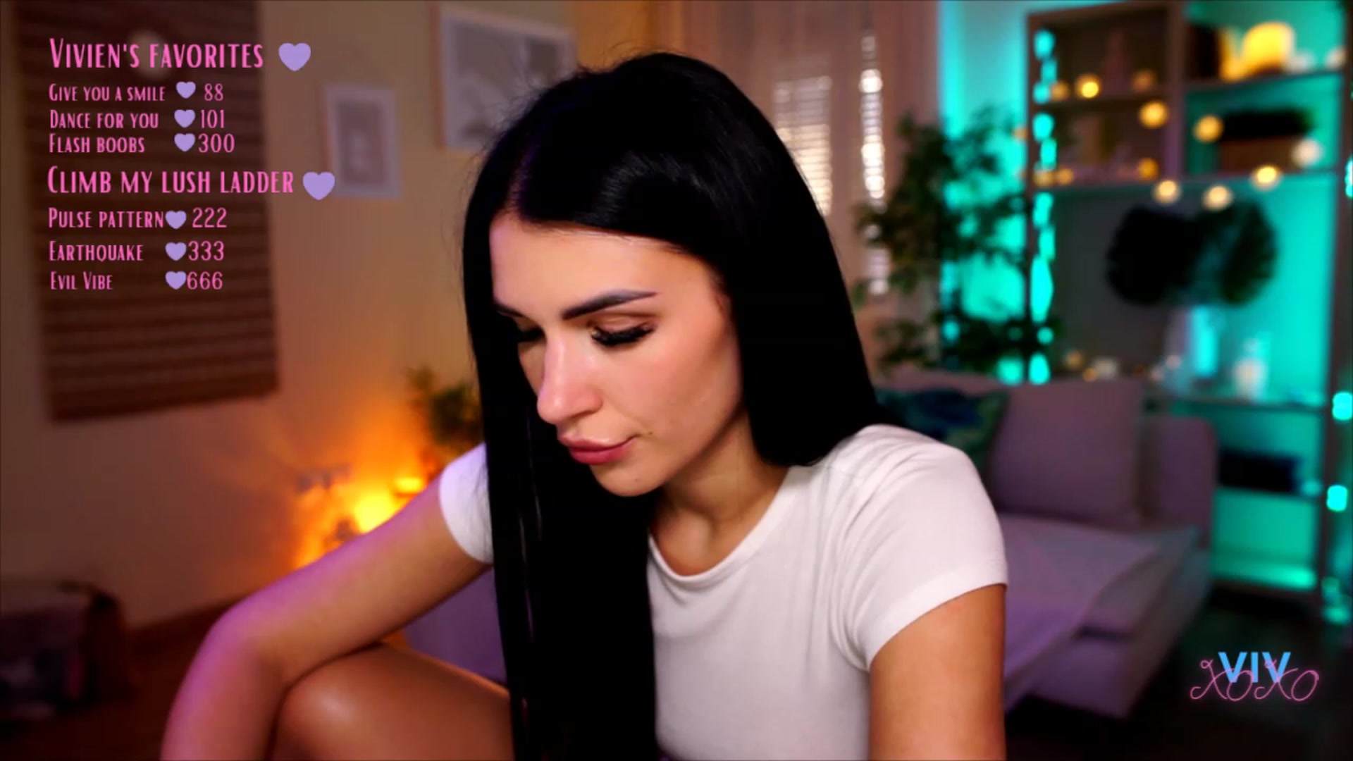 Gallery image thumbnail from kerelai's myfreecams stream on, 04/29/2023, 16:53 image 19 of 20