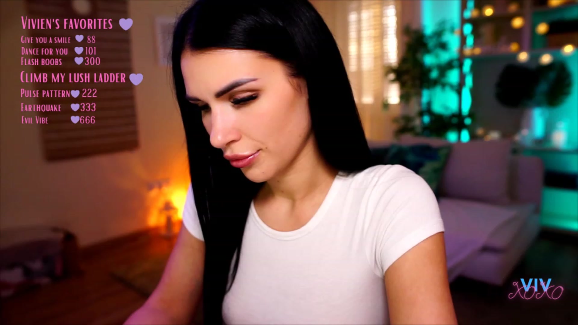 Gallery image thumbnail from kerelai's myfreecams stream on, 04/29/2023, 17:40 image 3 of 20
