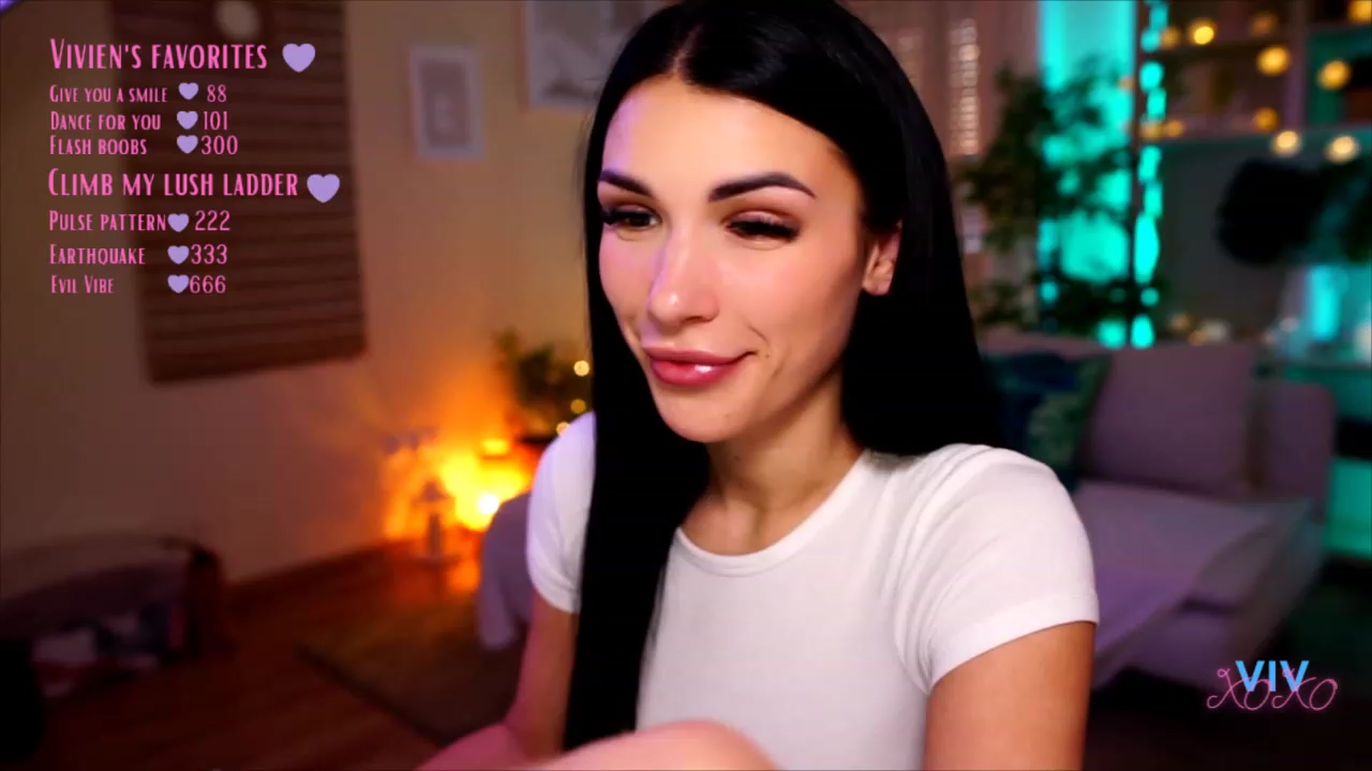 Gallery image thumbnail from kerelai's myfreecams stream on, 04/29/2023, 17:40 image 18 of 20