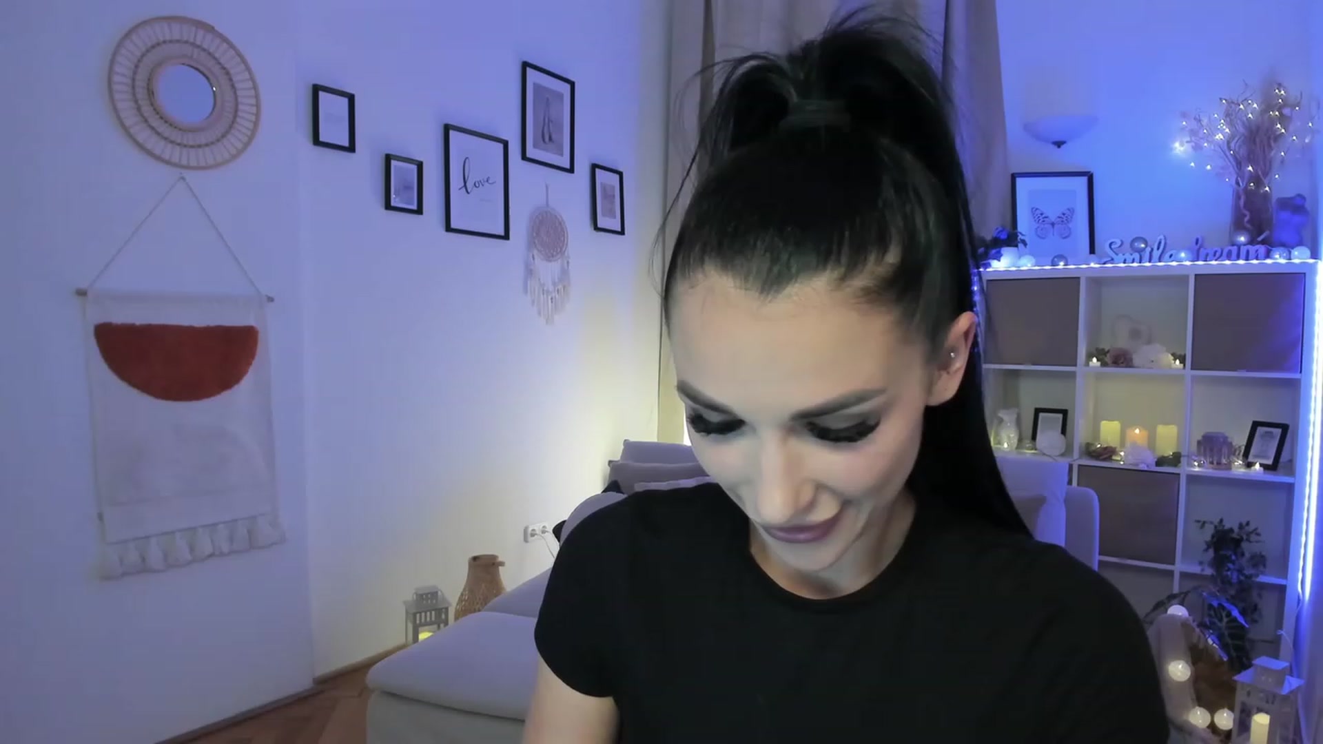 Gallery image thumbnail from kerelai's myfreecams stream on, 06/07/2023, 20:26 image 7 of 20