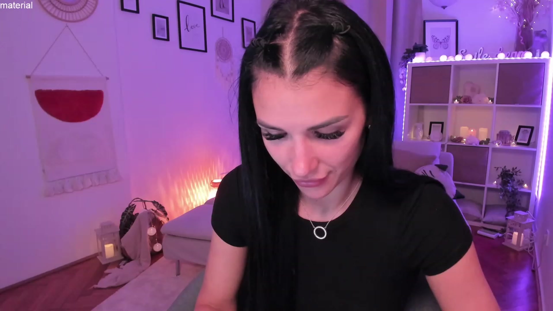 Gallery image thumbnail from kerelai's myfreecams stream on, 06/15/2023, 15:05 image 19 of 20