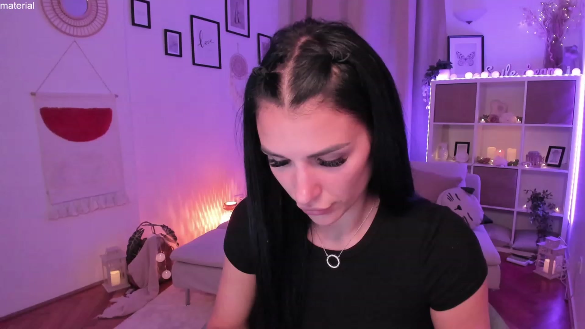 Gallery image thumbnail from kerelai's myfreecams stream on, 06/15/2023, 15:36 image 8 of 20