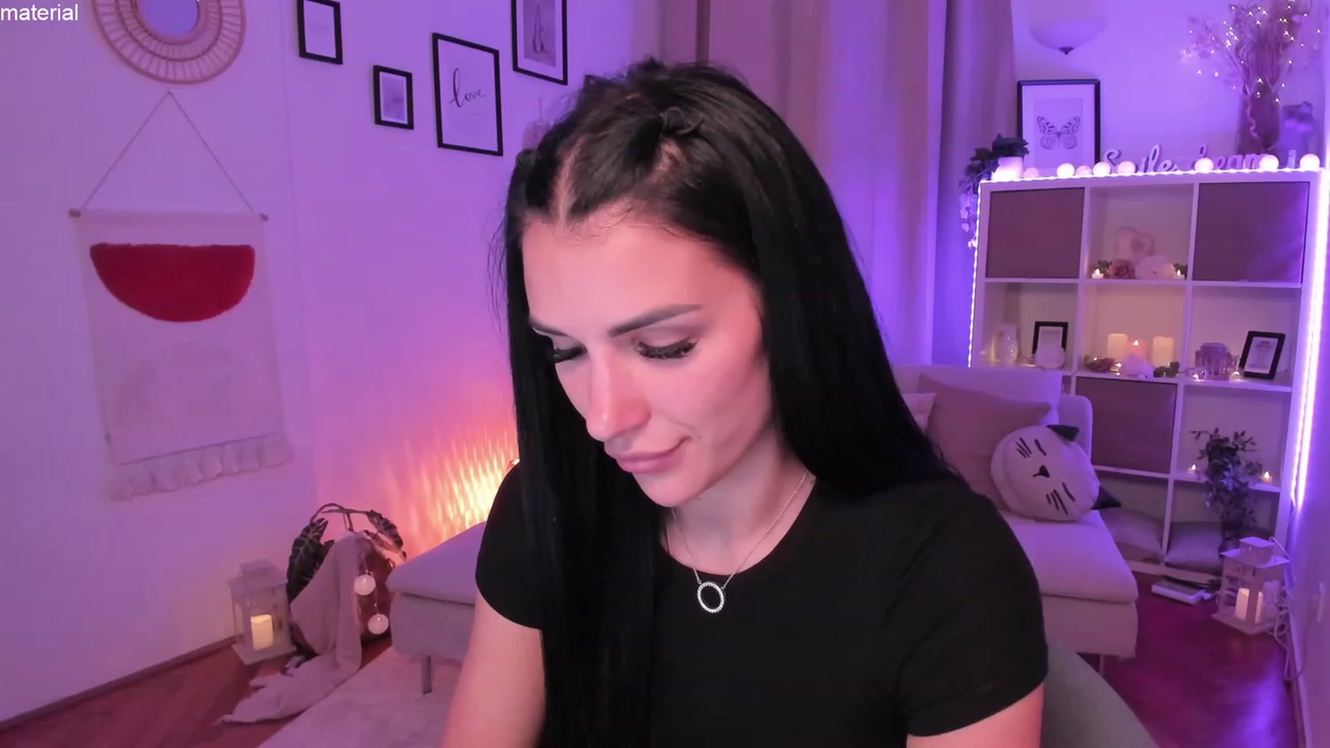 Gallery image thumbnail from kerelai's myfreecams stream on, 06/15/2023, 15:36 image 9 of 20