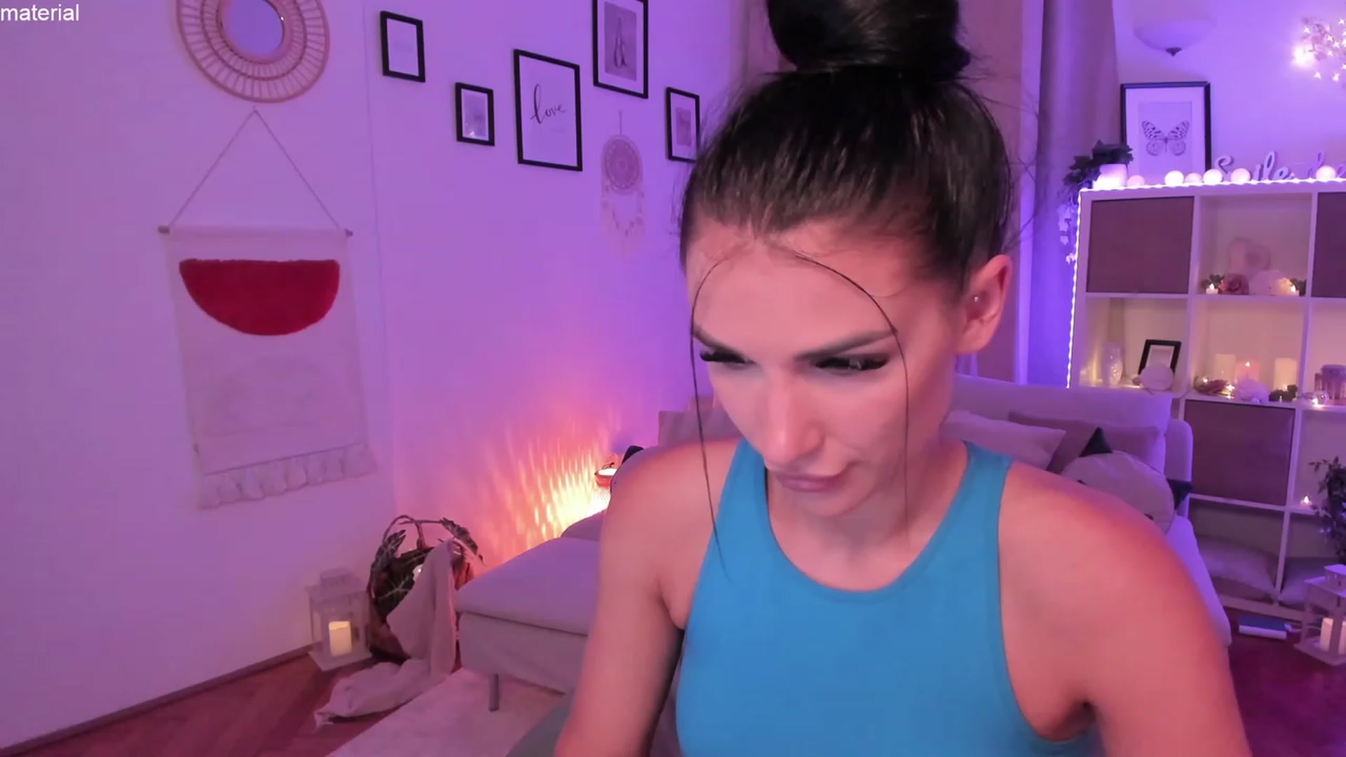 Gallery image thumbnail from kerelai's myfreecams stream on, 07/05/2023, 14:57 image 8 of 20