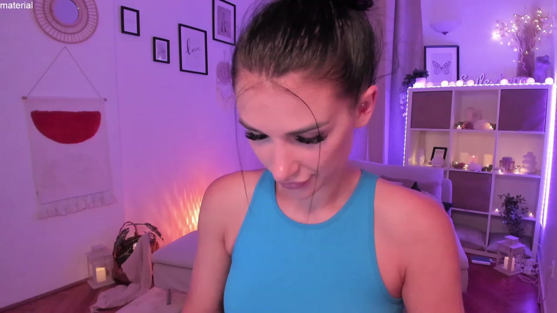 Gallery image thumbnail from kerelai's myfreecams stream on, 07/05/2023, 14:57 image 18 of 20