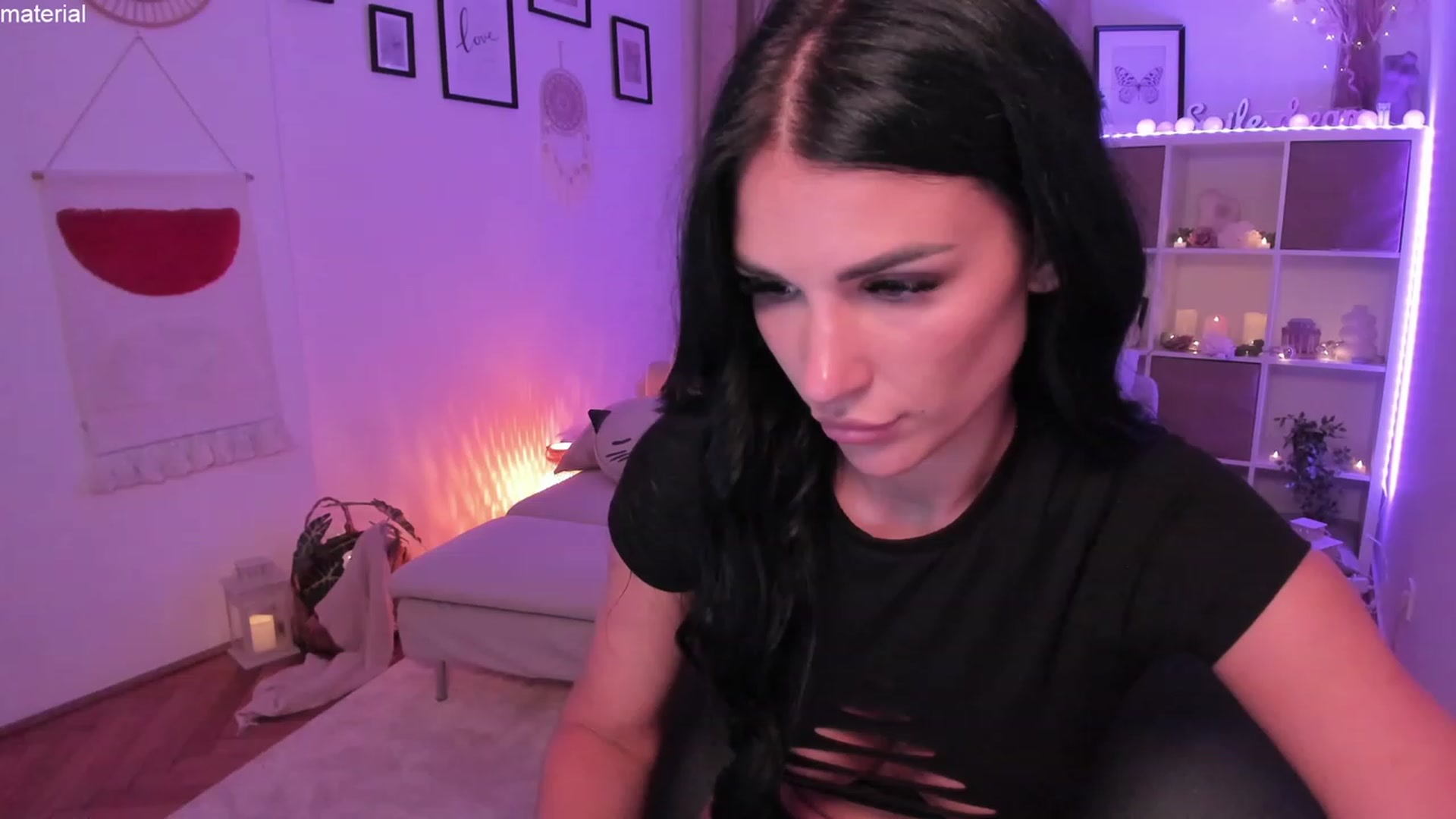 Gallery image thumbnail from kerelai's myfreecams stream on, 07/06/2023, 16:58 image 1 of 20